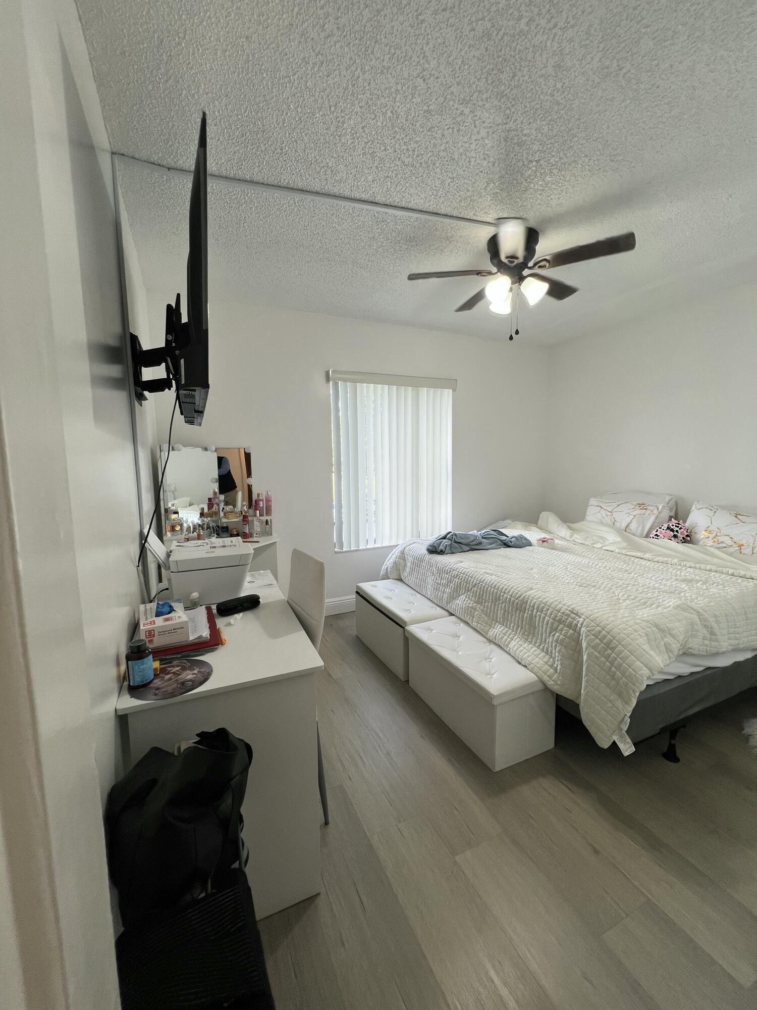 1007 Green Pine Boulevard D2 Property Photo 10