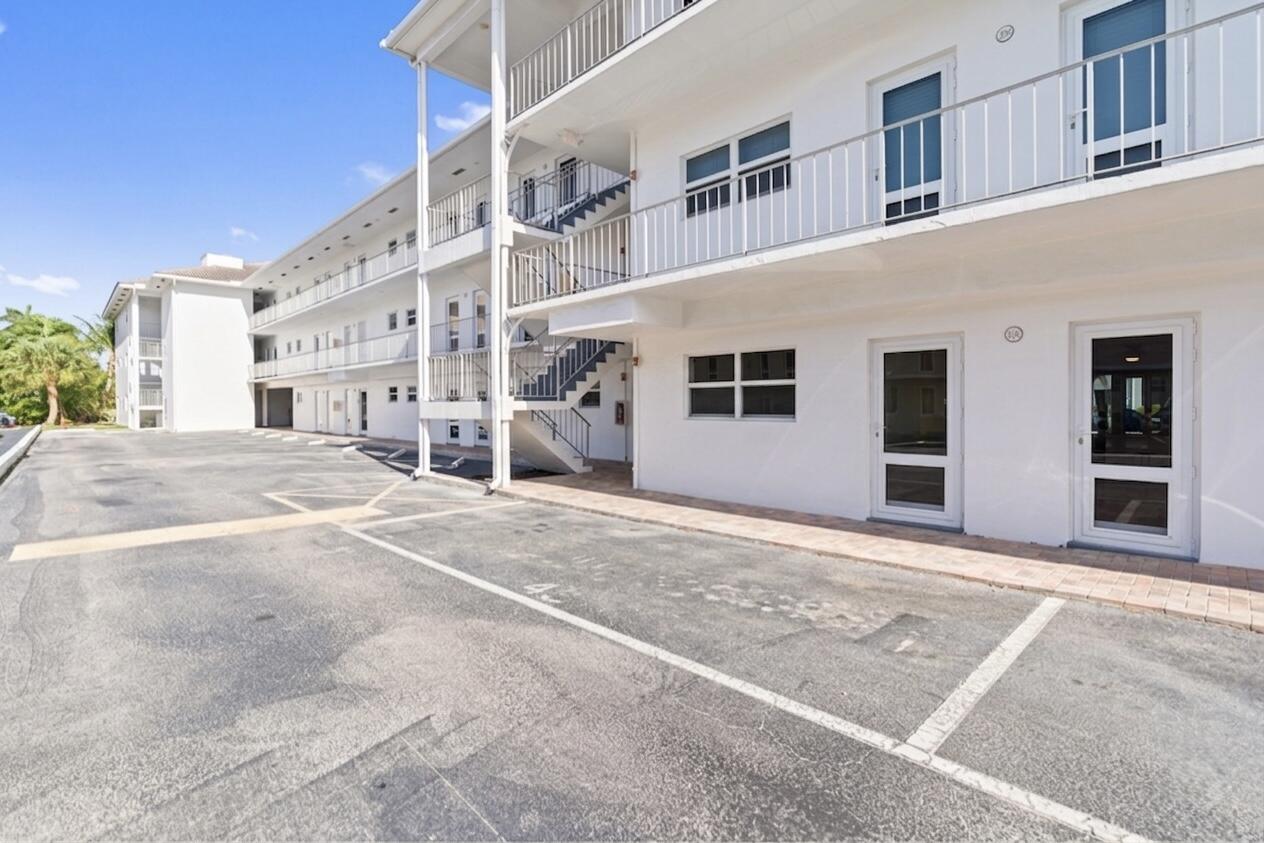 1461 S Ocean Boulevard 106 Property Photo 15