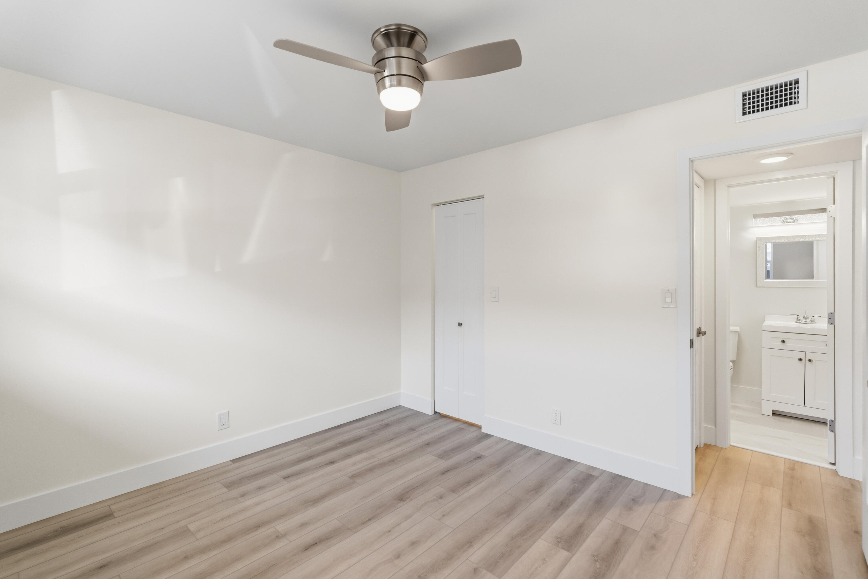 1461 S Ocean Boulevard 106 Property Photo 40