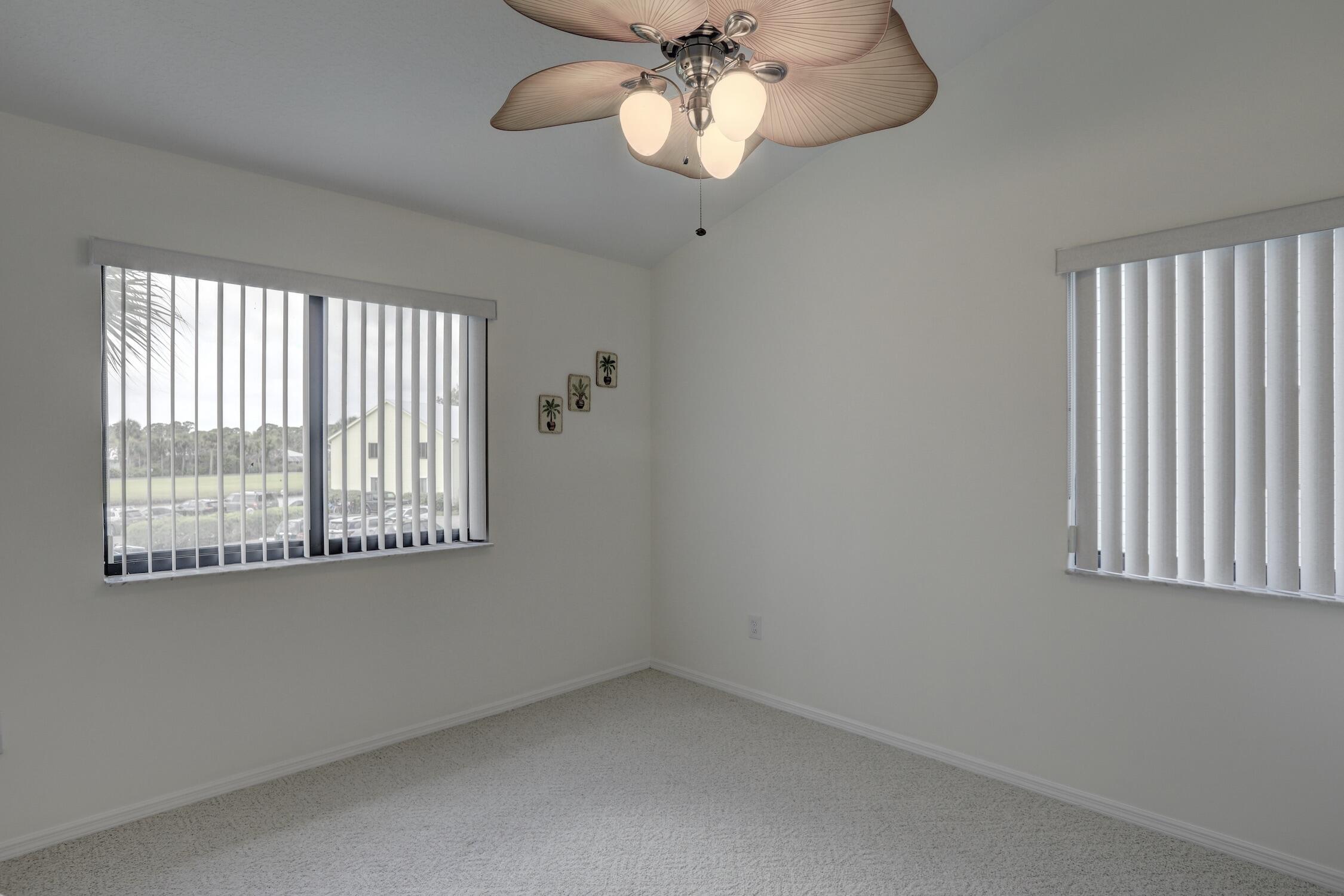 5720 Pelican Pointe Drive 3 Property Photo 28