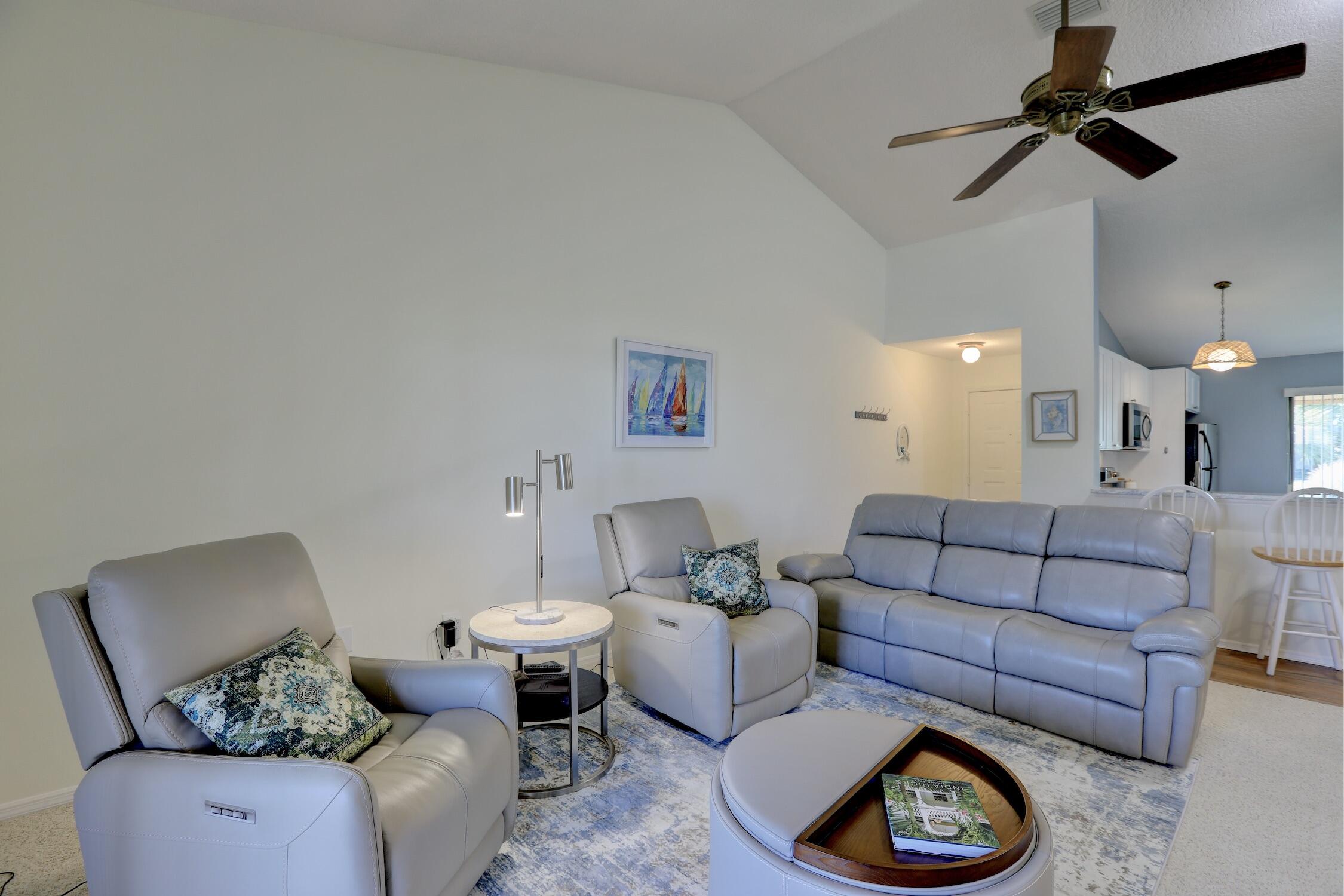 5720 Pelican Pointe Drive 3 Property Photo 31