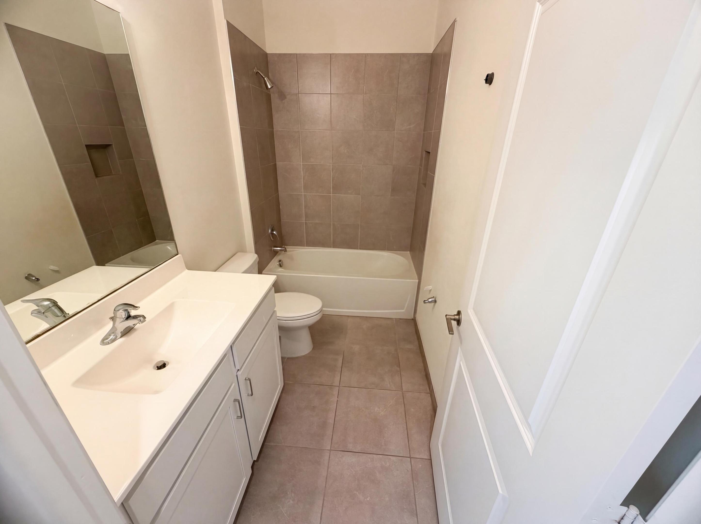 12473 Nw Lynch Lane Property Photo 10