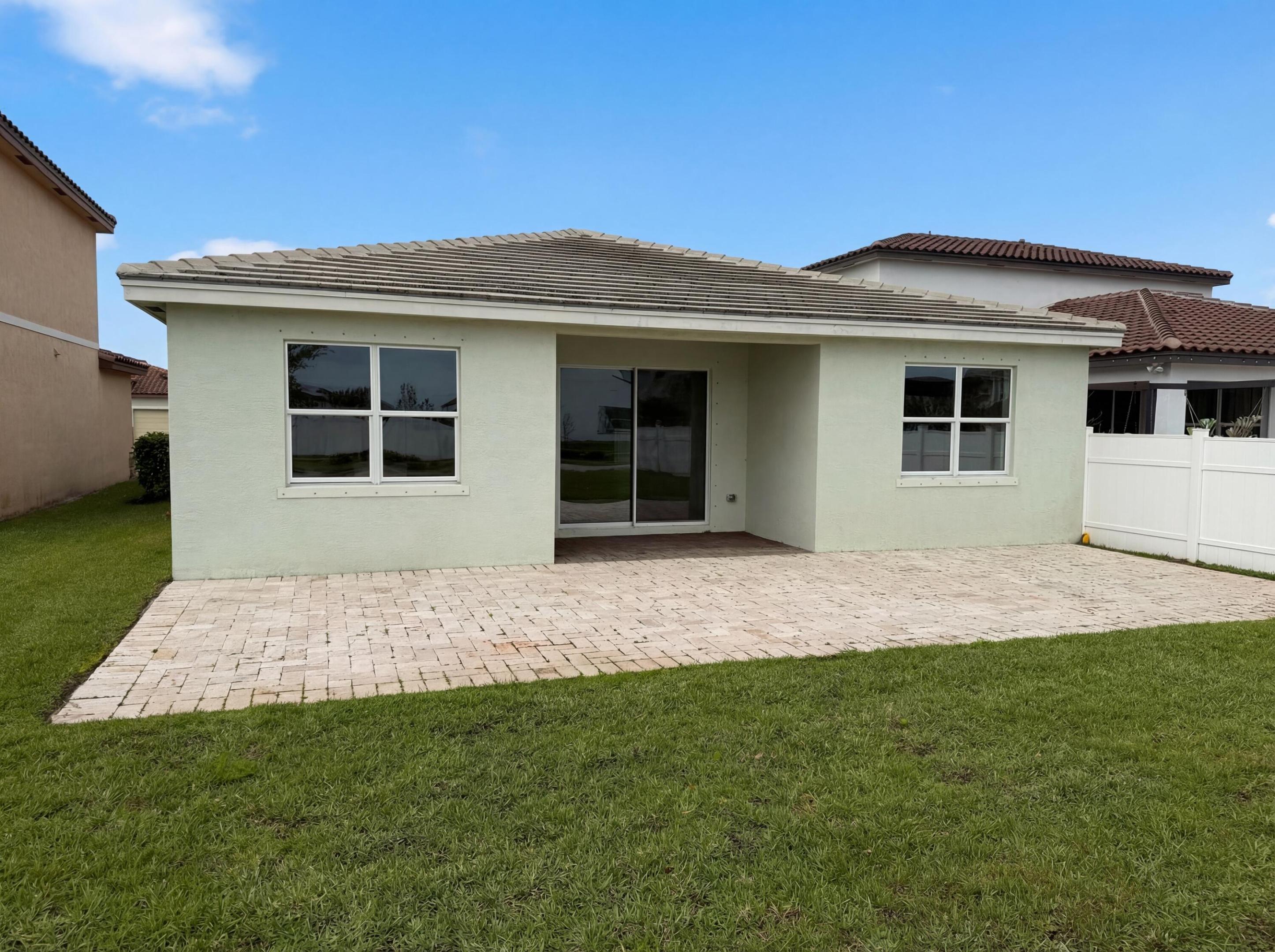 12473 Nw Lynch Lane Property Photo 26