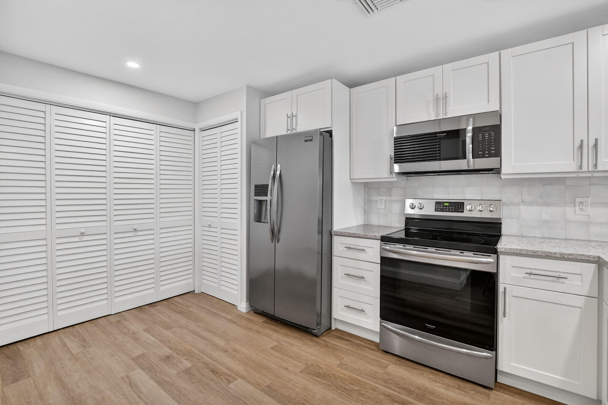 7472 La Paz Boulevard 304 Property Photo 10
