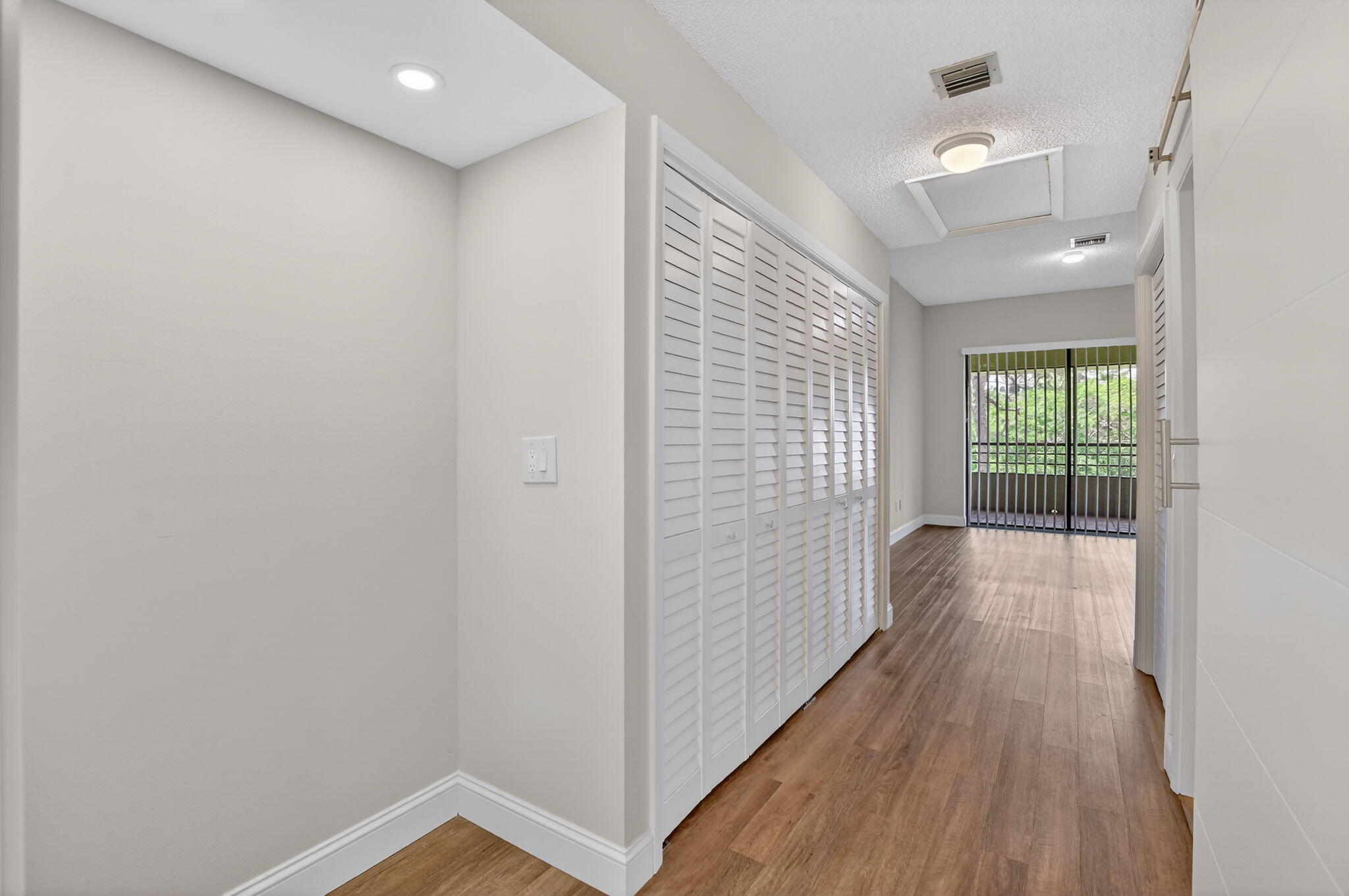 7472 La Paz Boulevard 304 Property Photo 20