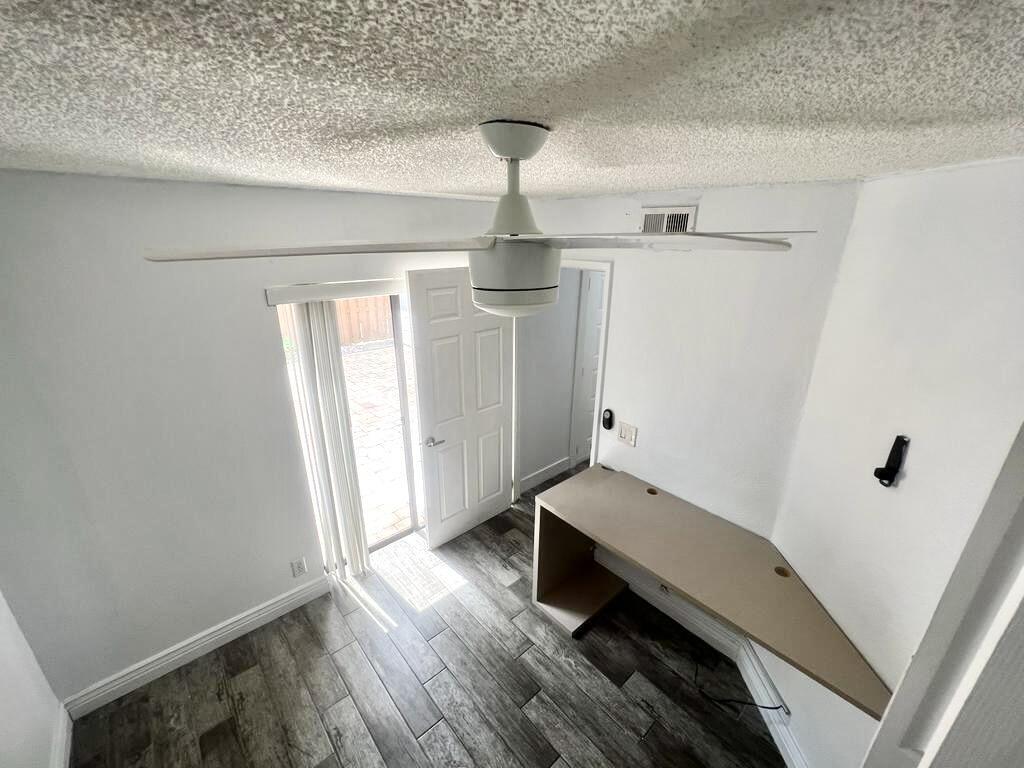 8104 Severn Drive B Property Photo 9