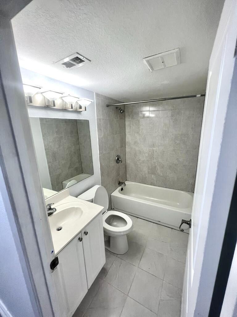 8104 Severn Drive B Property Photo 10