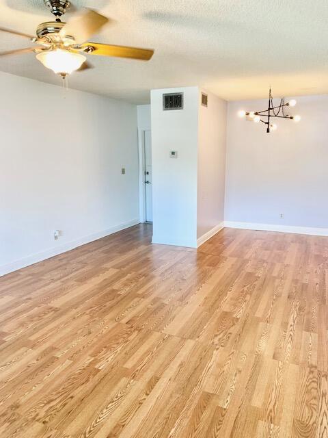 2426 Se 17th Street 307a Property Photo 3