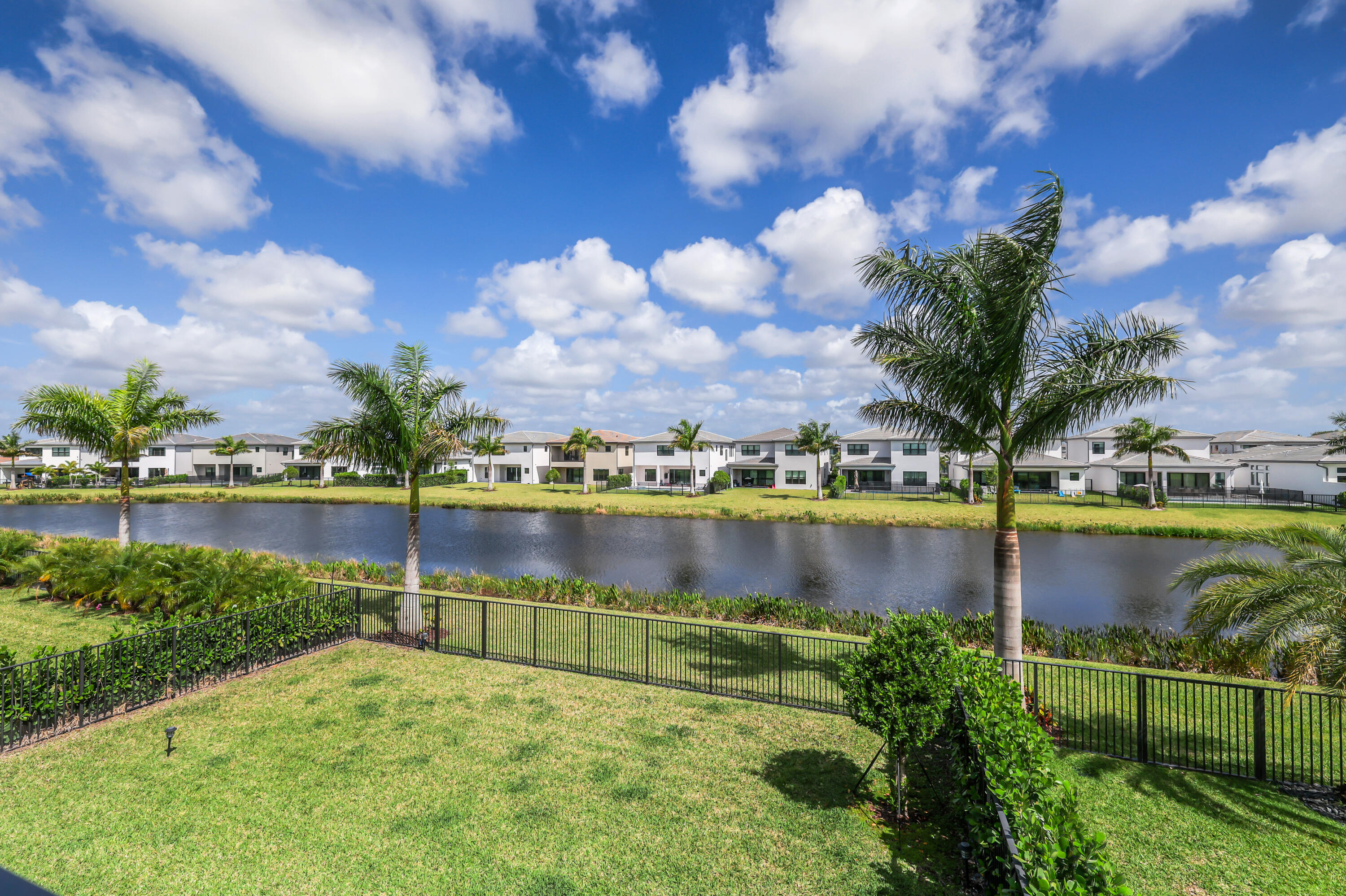 8283 Royal County Down Road Property Photo 32