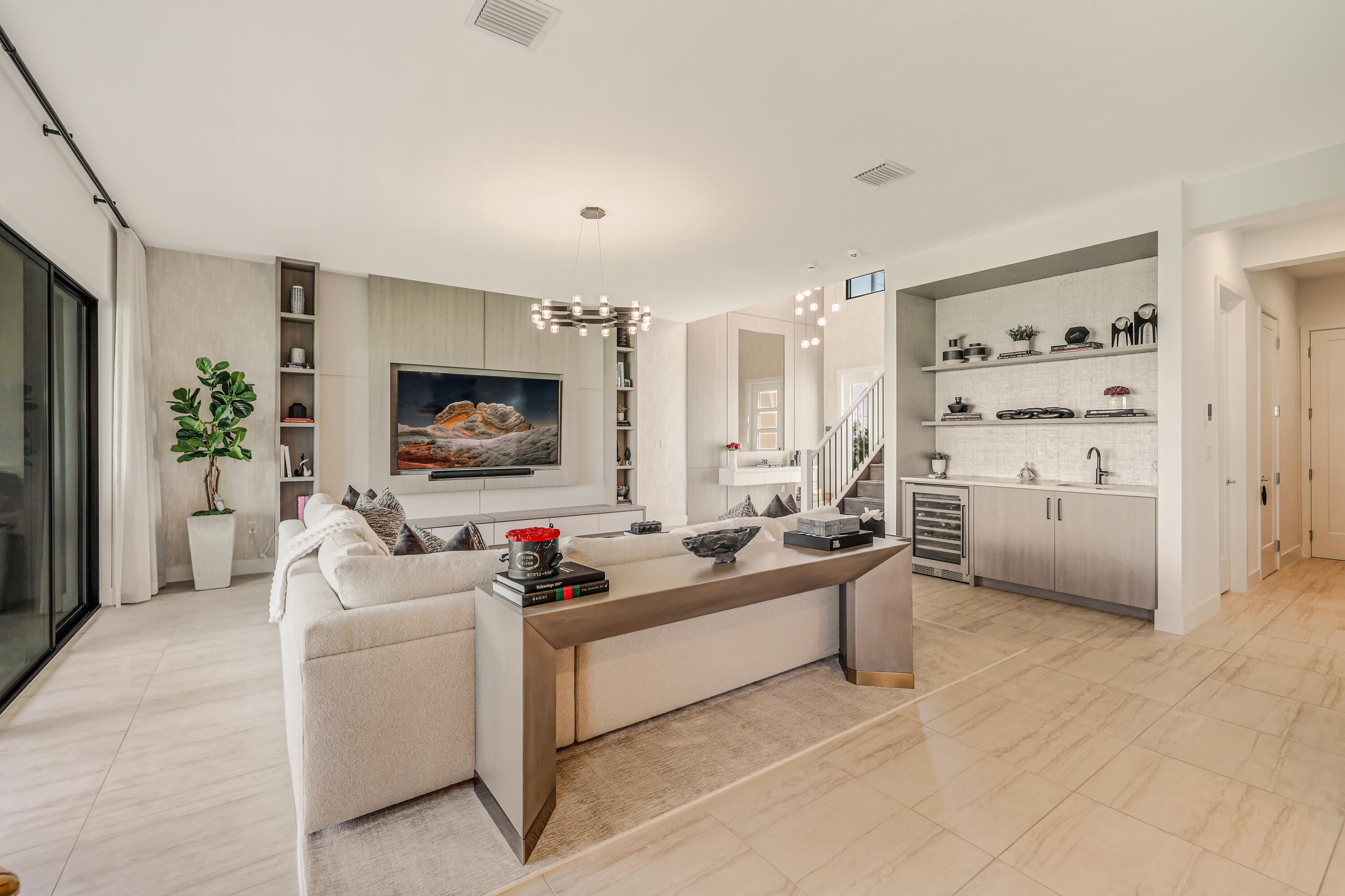 8283 Royal County Down Road Property Photo 11