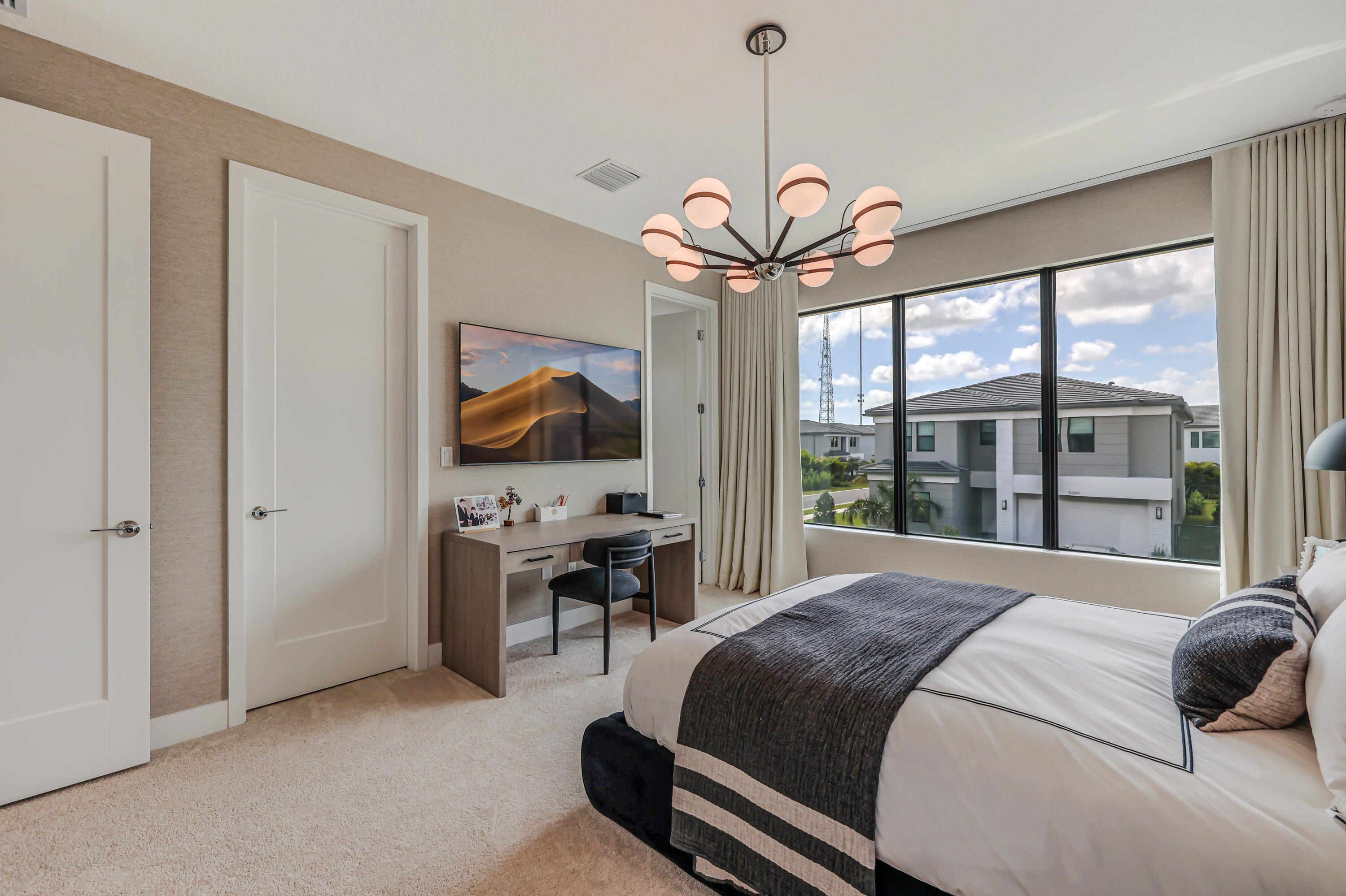 8283 Royal County Down Road Property Photo 54