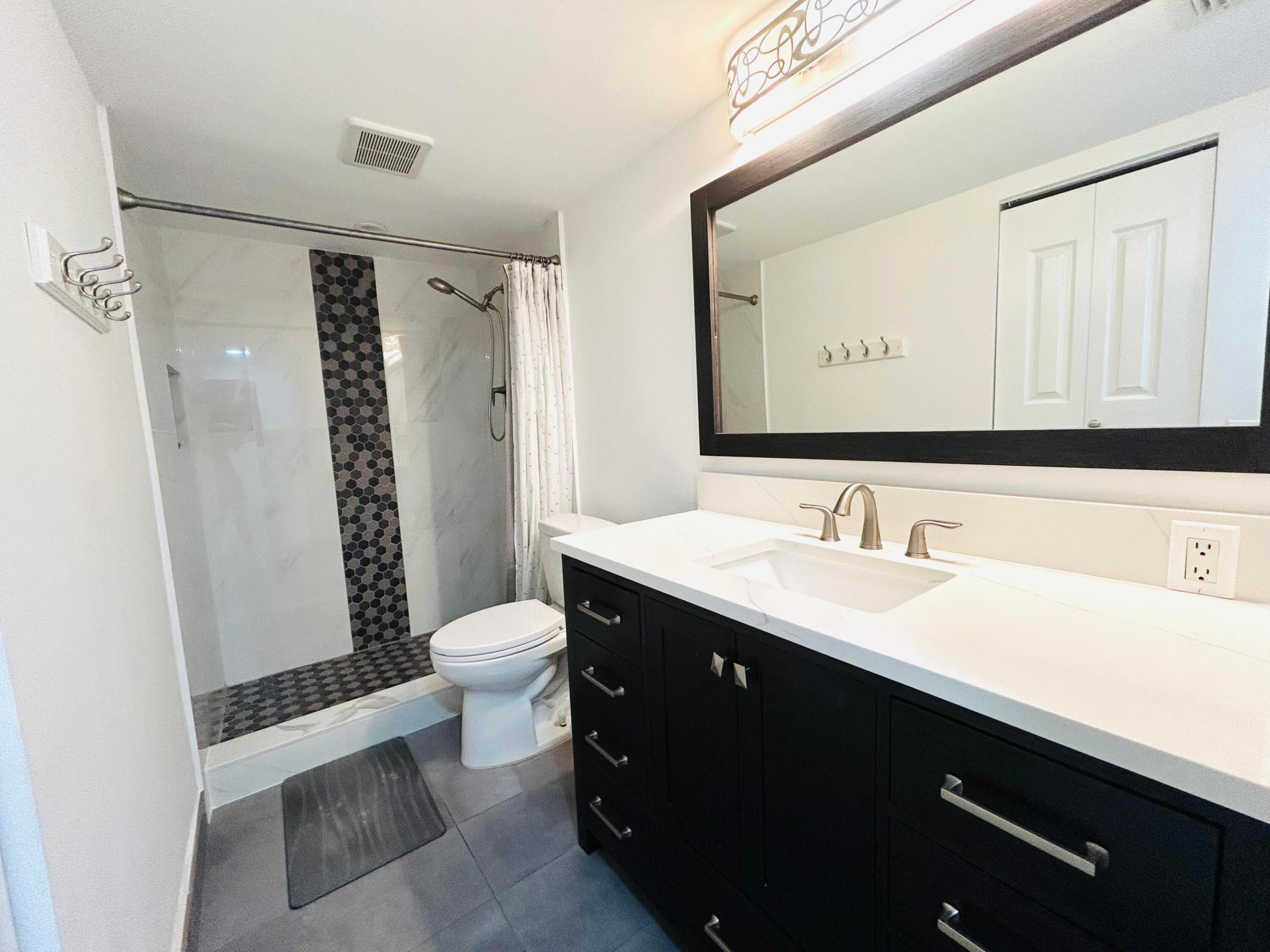 3004 Portofino Isle B2 Property Photo 19