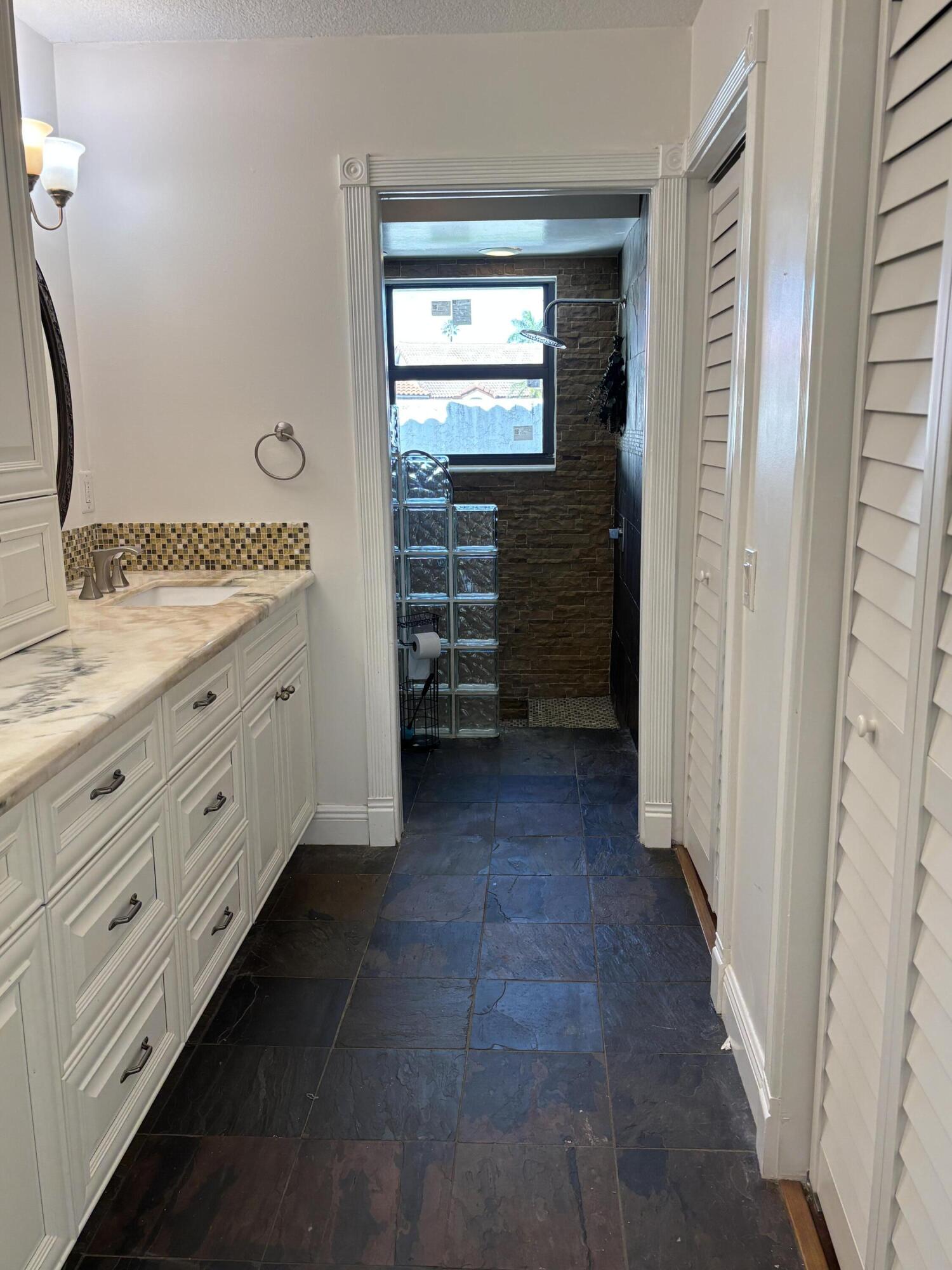 2199 Charleston Property Photo 11