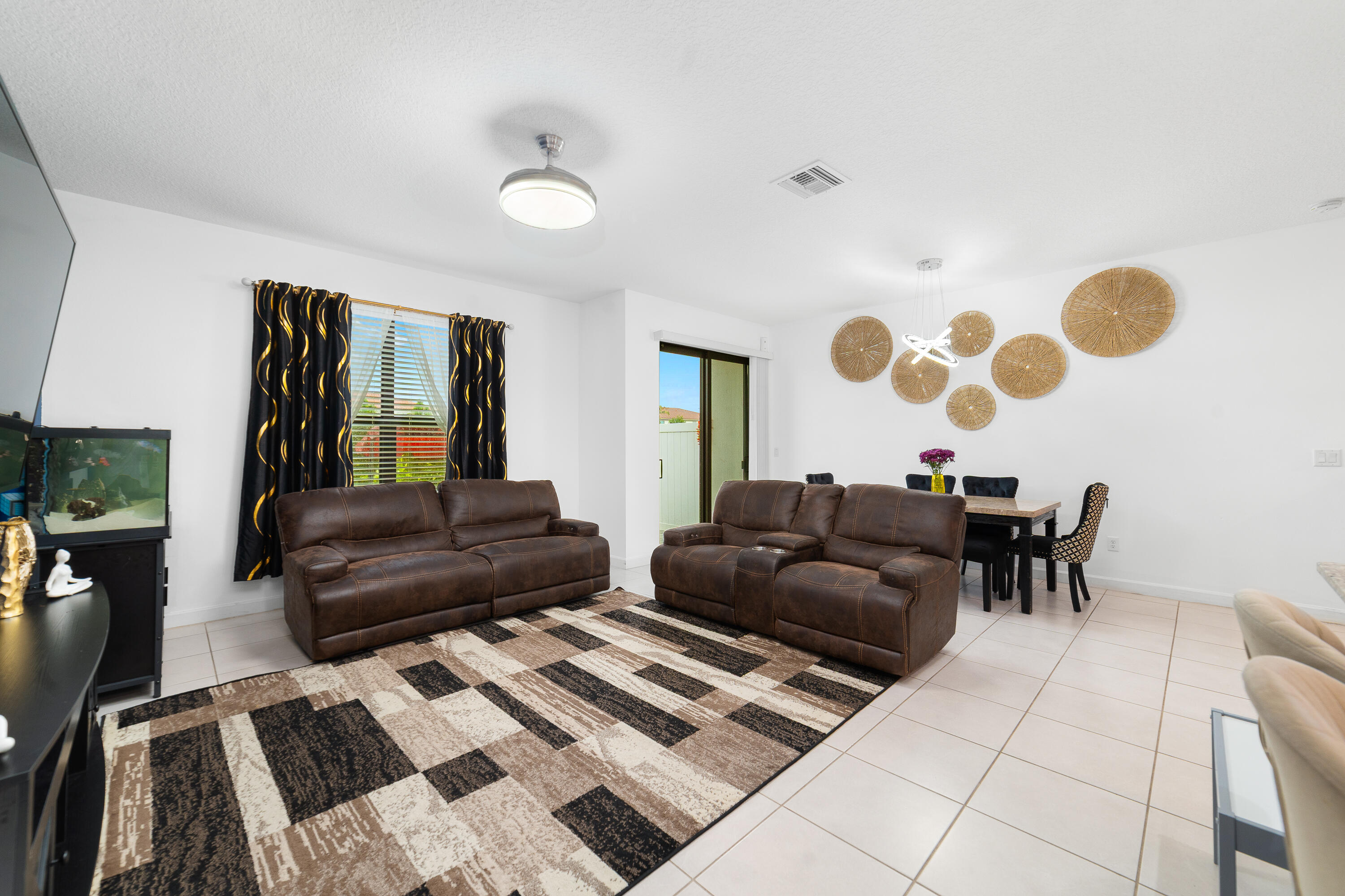 2024 Sugar Maple Drive Property Photo 14