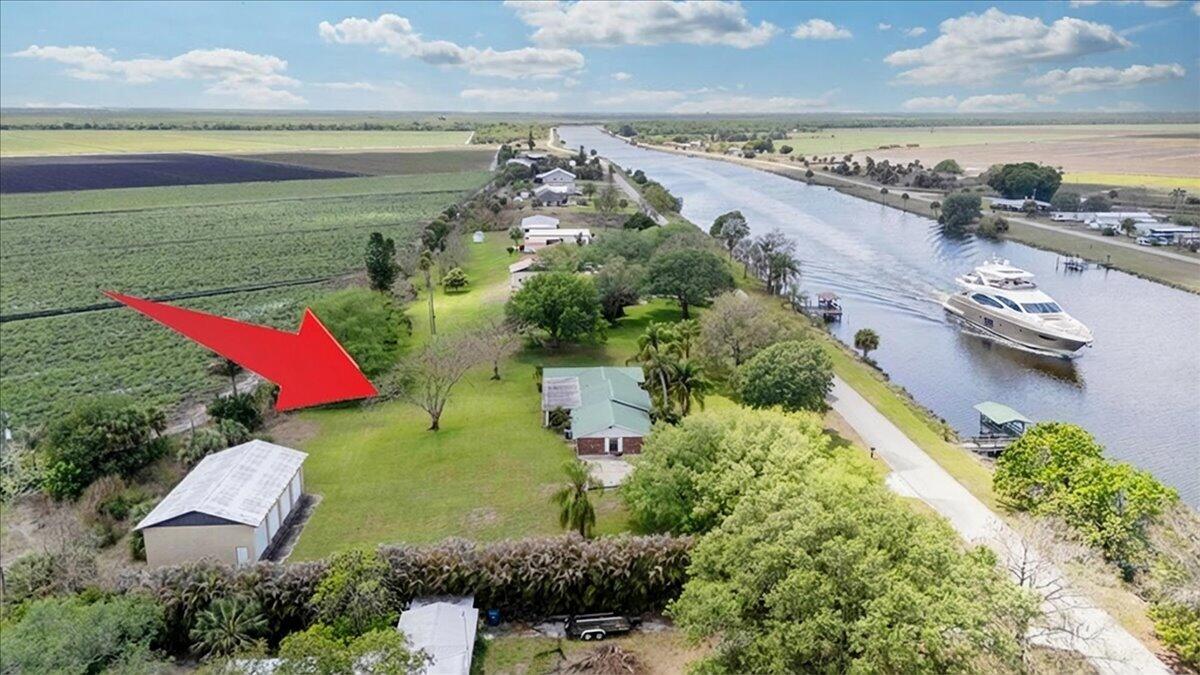2531 River Road Property Photo 2