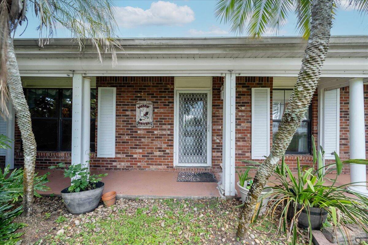 2531 River Road Property Photo 8