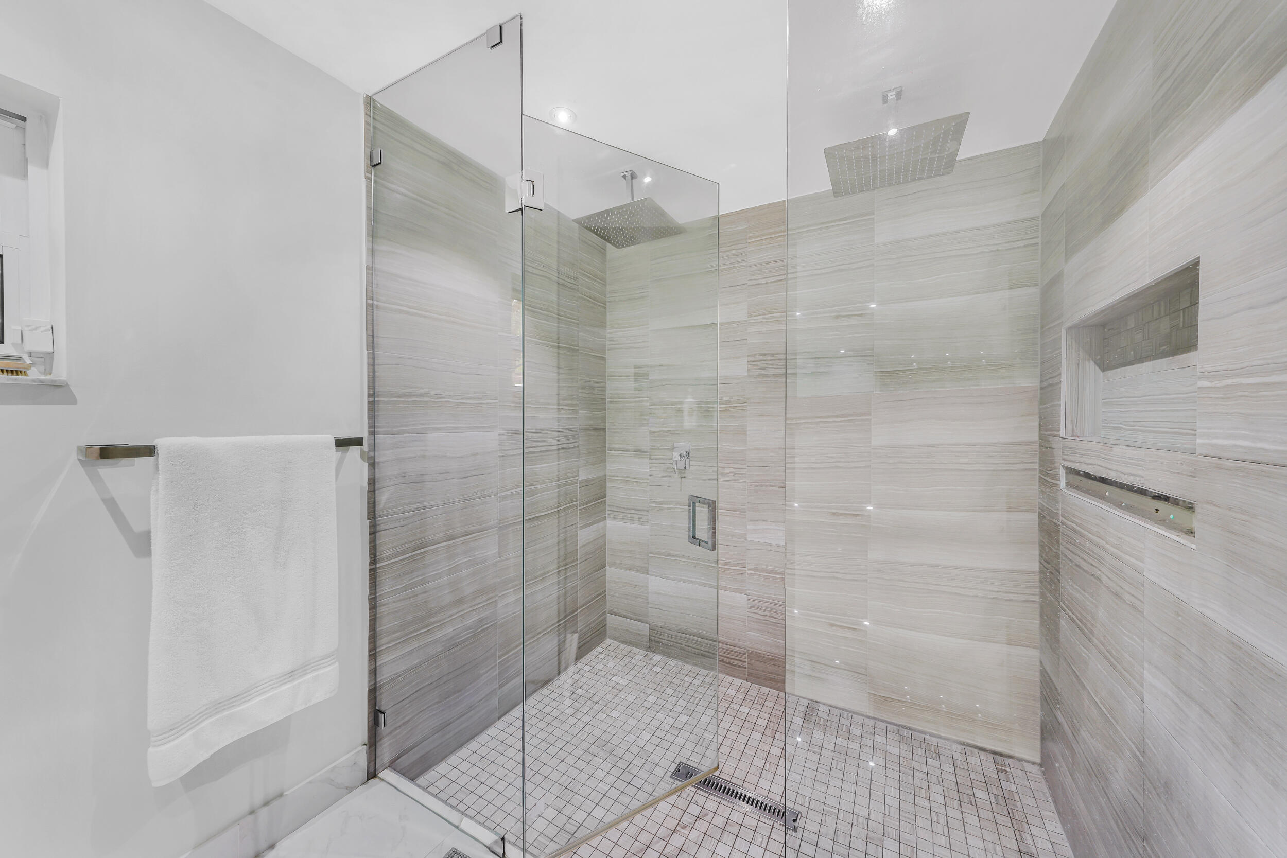 908 Cypress Grove Drive Property Photo 23
