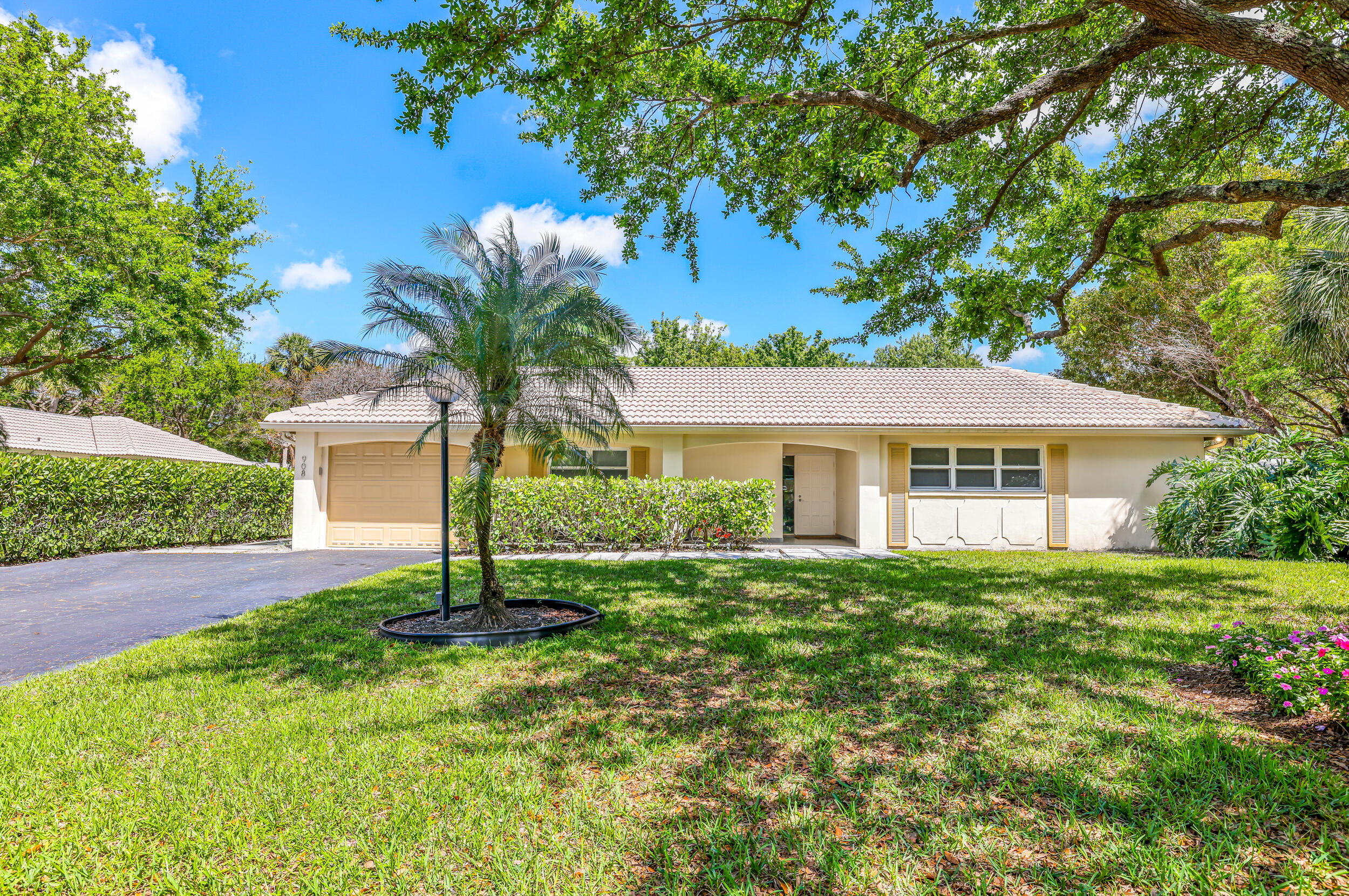 908 Cypress Grove Drive Property Photo 32