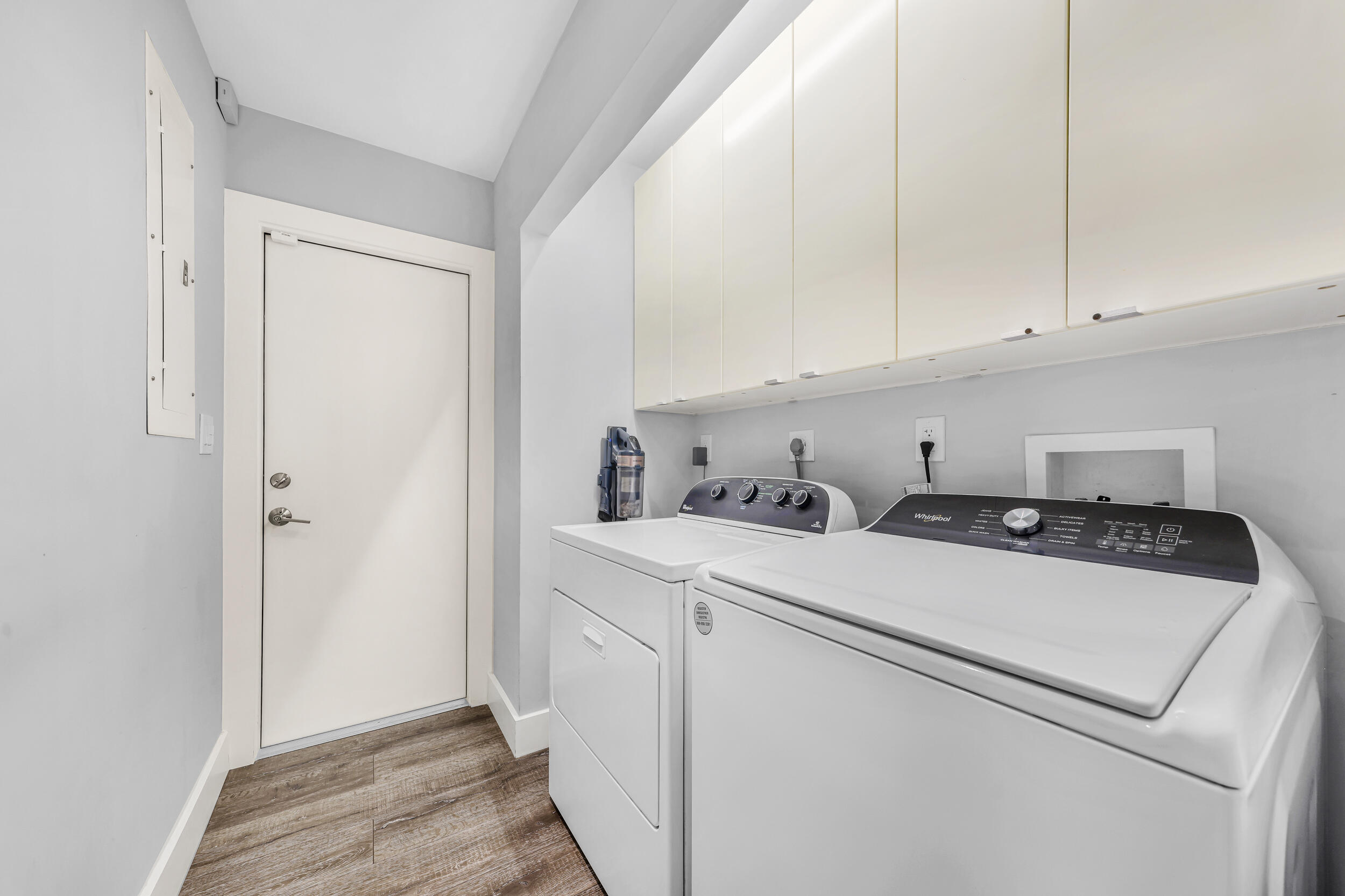 908 Cypress Grove Drive Property Photo 33