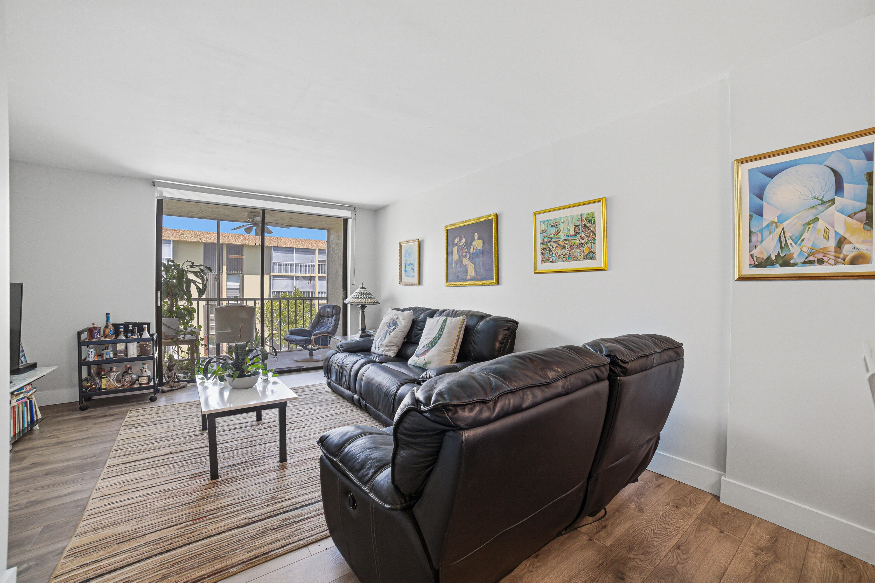 367 S Federal Highway C323 Property Photo 6