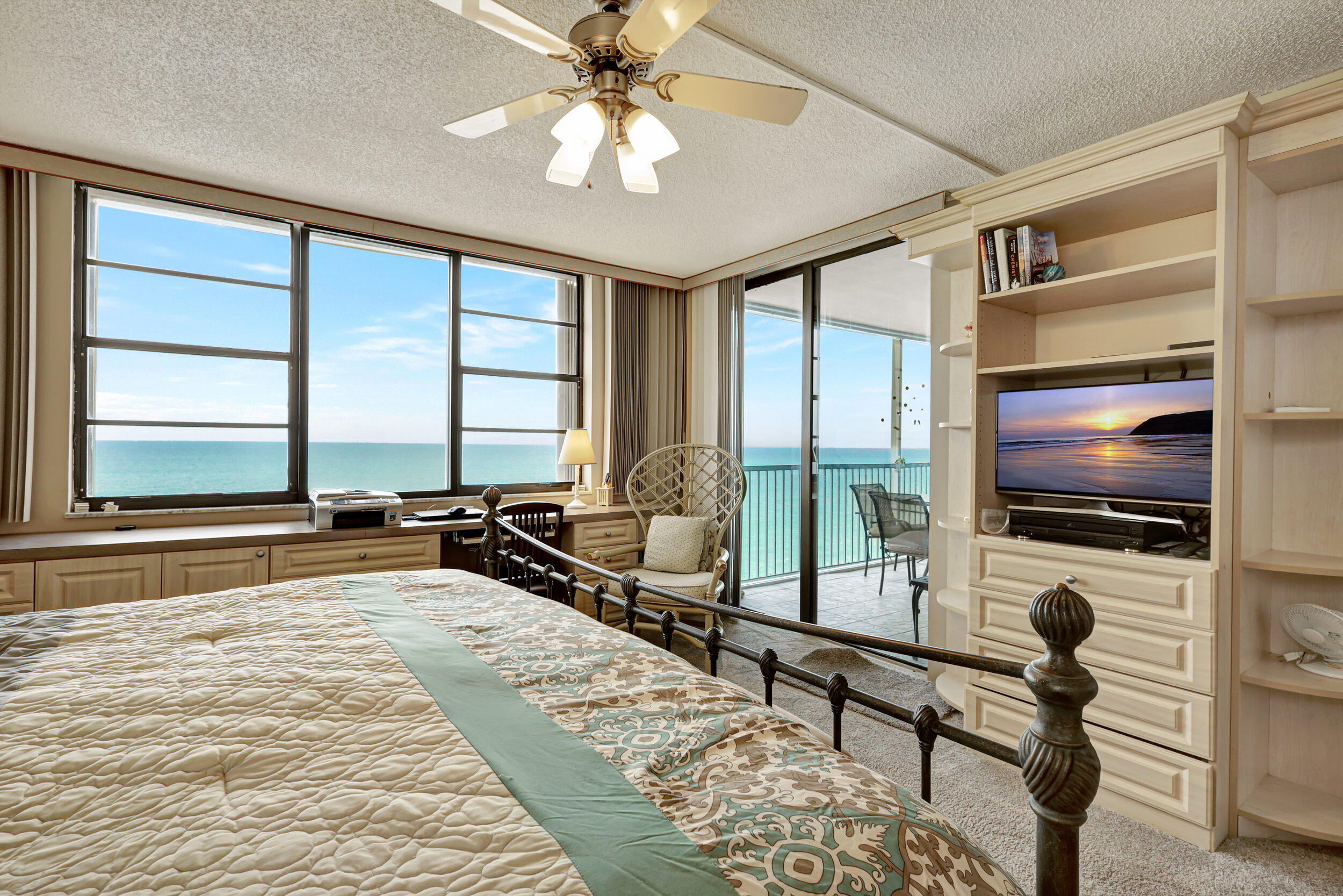 840 Ocean Drive 806 Property Photo 29