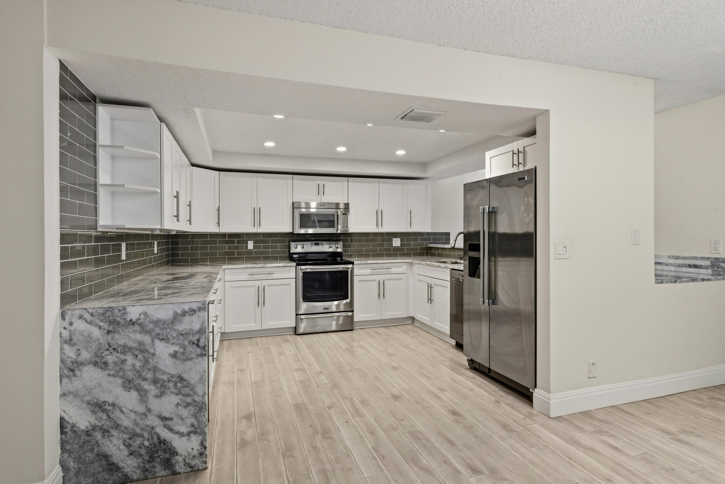 22904 Ironwedge Drive Property Photo 1