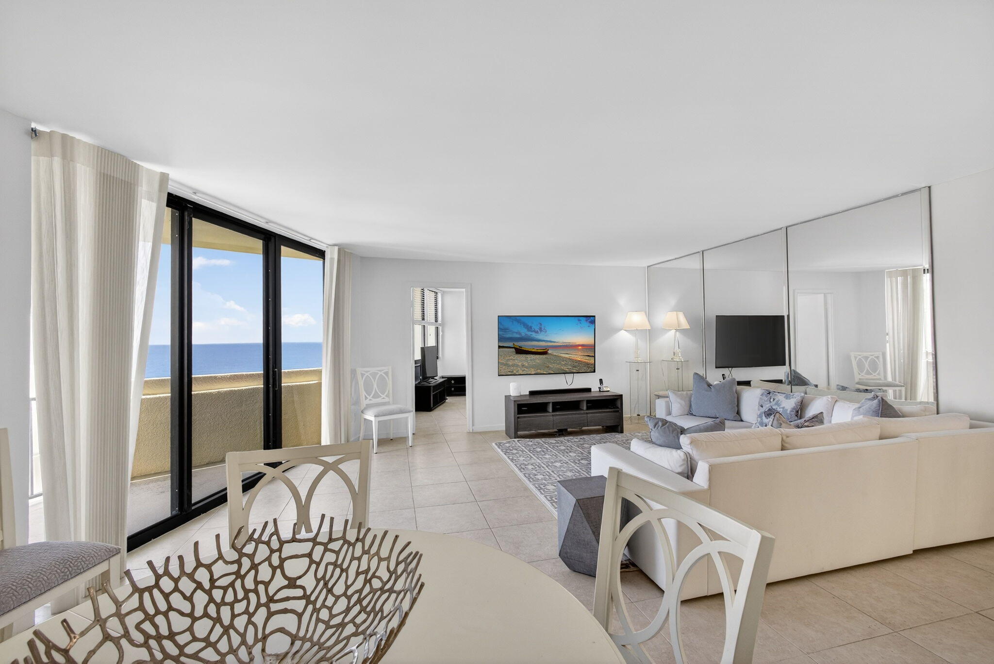 2800 N Ocean Drive B24d Property Photo 13
