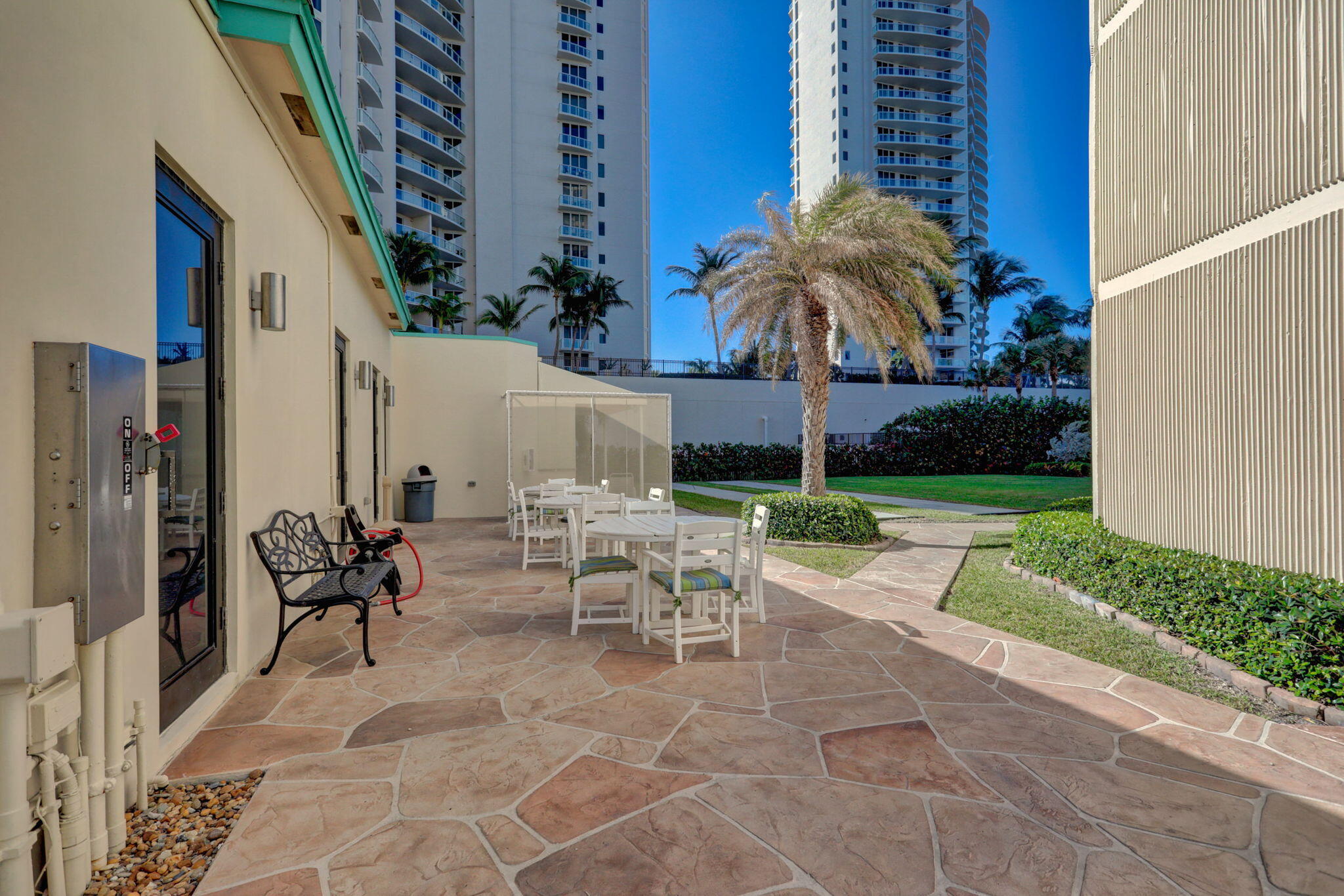 2800 N Ocean Drive B24d Property Photo 56