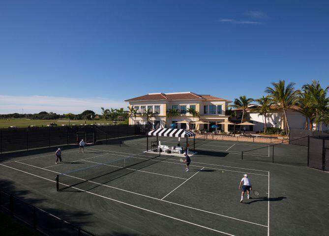 10240 Blue Heron Cove Property Photo 30
