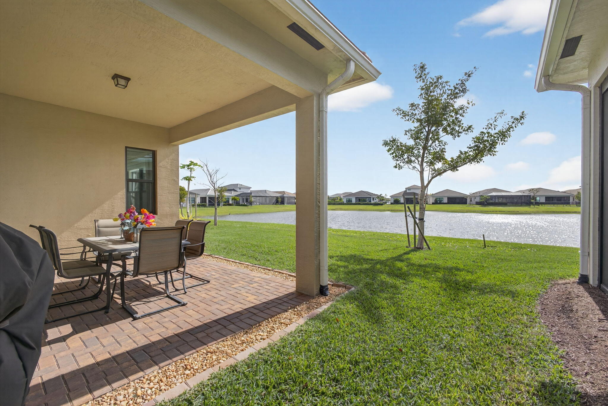 4805 Saint Armands Way Property Photo 34