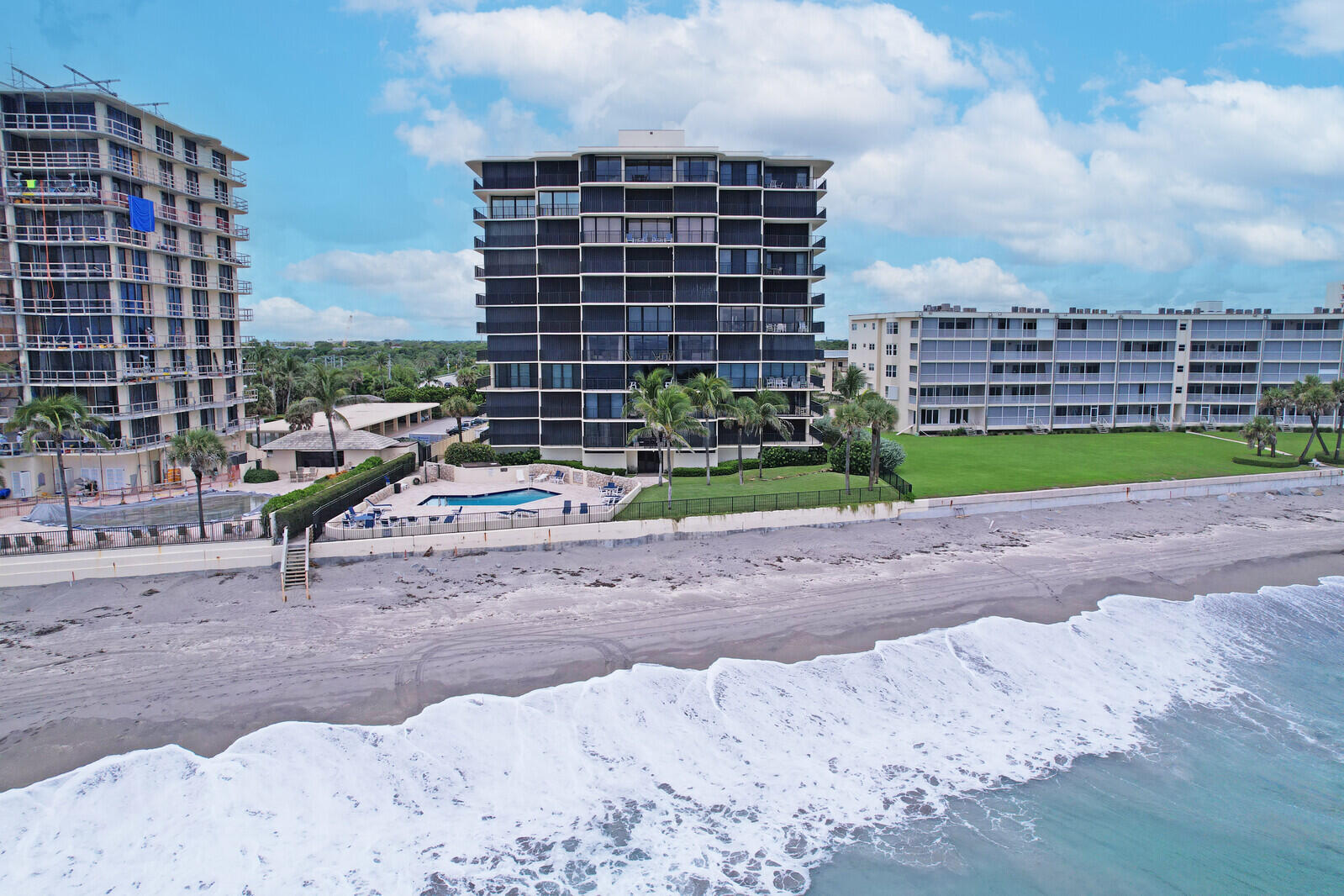 200 S Beach Road 802 Property Photo 1