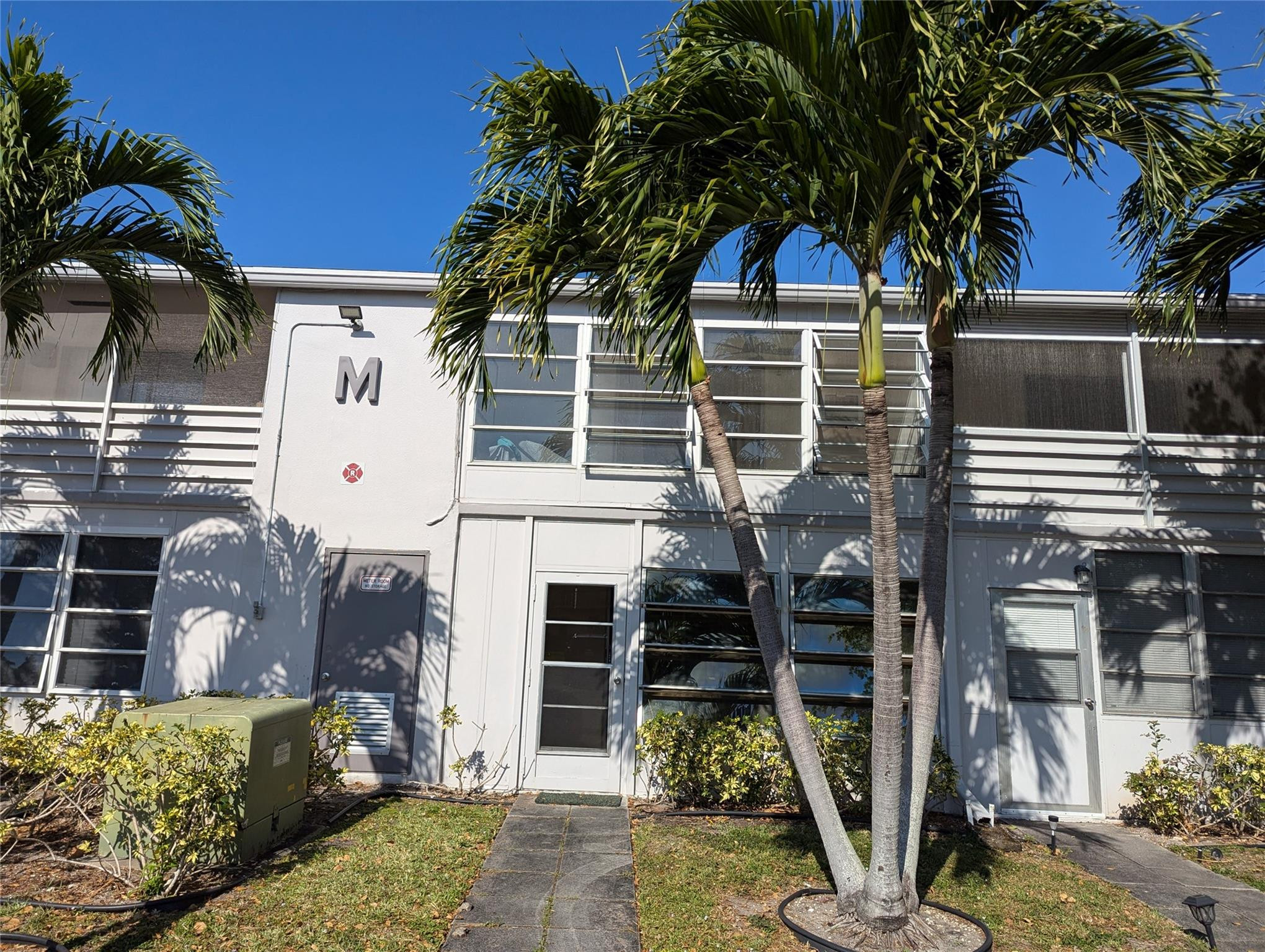 190 Oakridge M