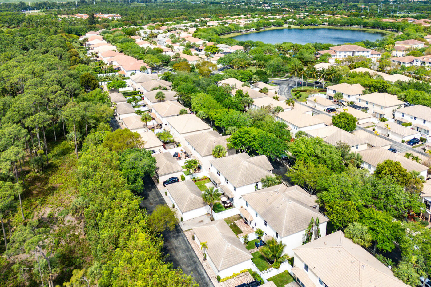 8058 Murano Circle Property Photo 38