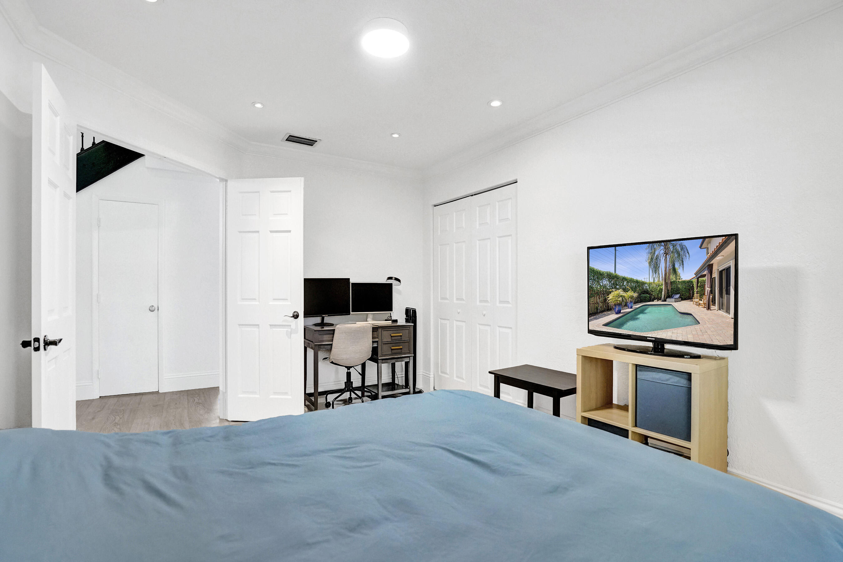 10650 Paris Street Property Photo 29