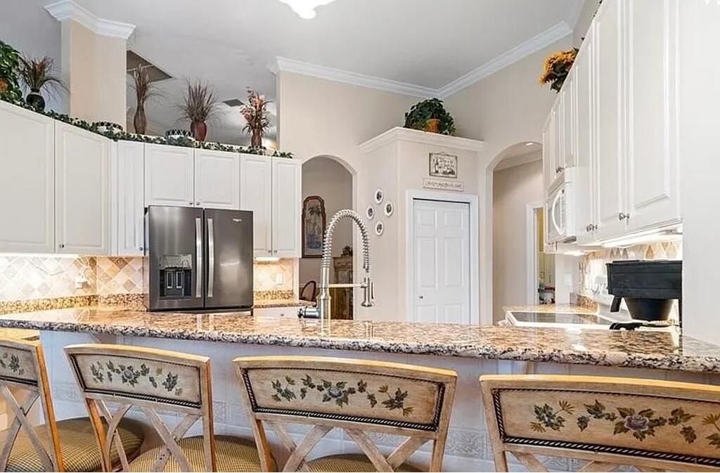 4204 Abington Woods Circle Property Photo 8