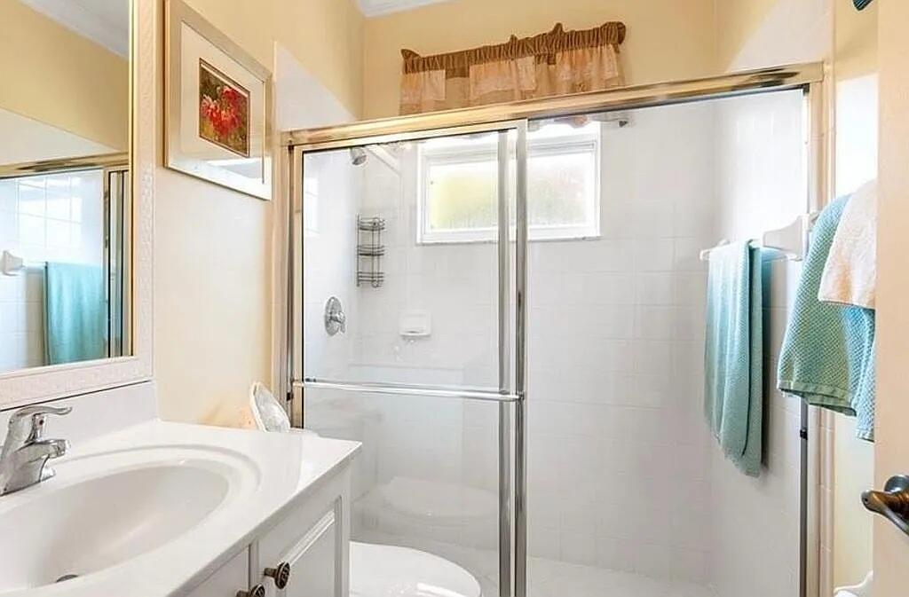 4204 Abington Woods Circle Property Photo 17