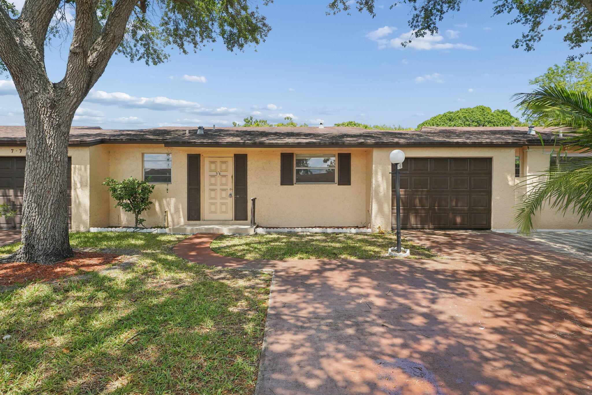 7708 Margate Boulevard C7-8 Property Photo 2