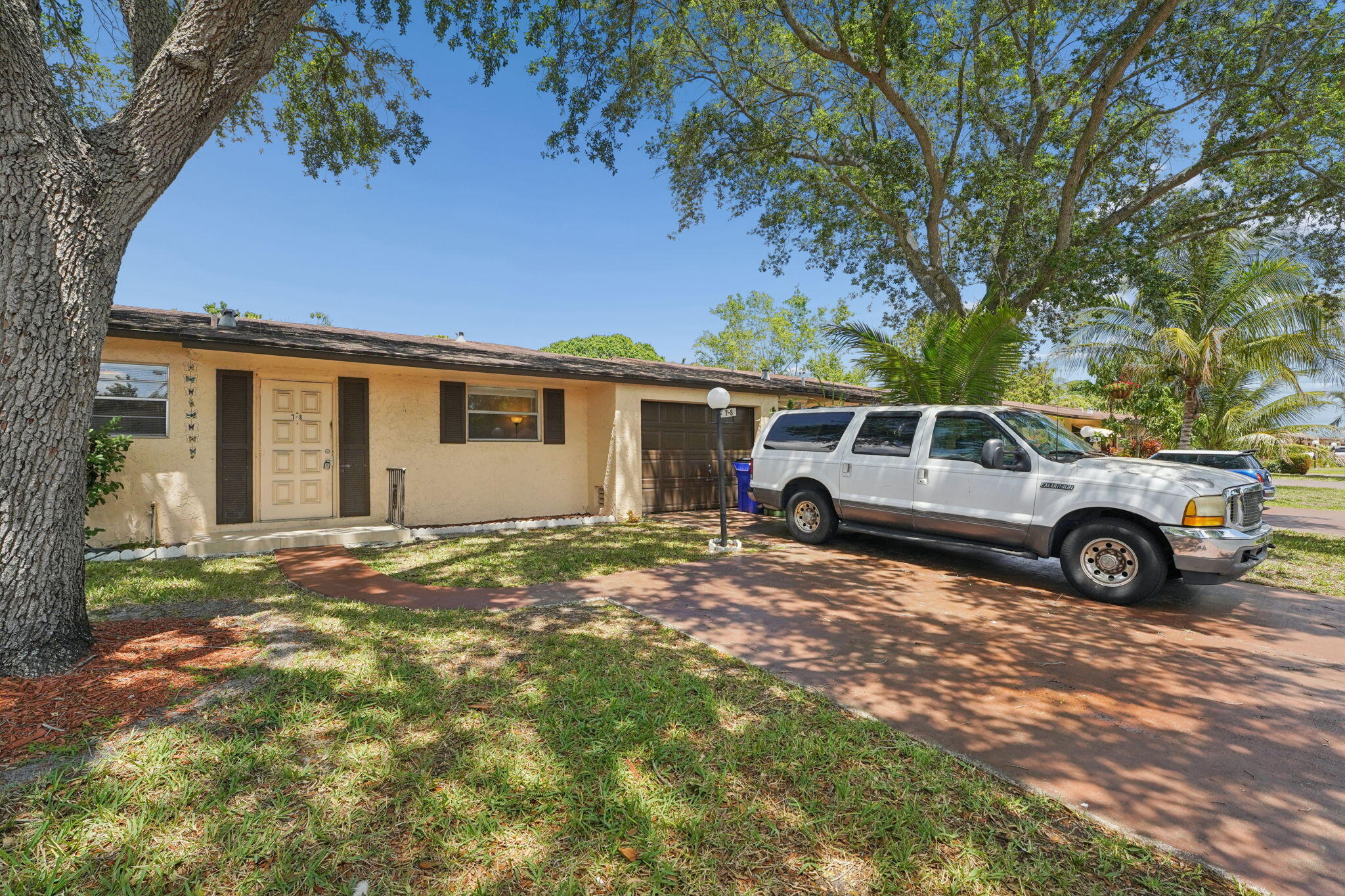 7708 Margate Boulevard C7-8 Property Photo 3
