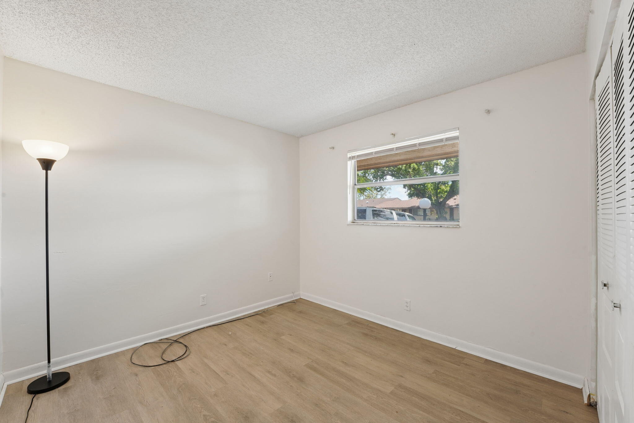 7708 Margate Boulevard C7-8 Property Photo 15