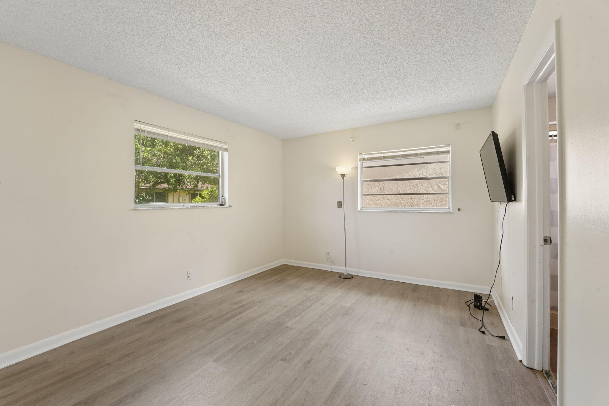 7708 Margate Boulevard C7-8 Property Photo 19