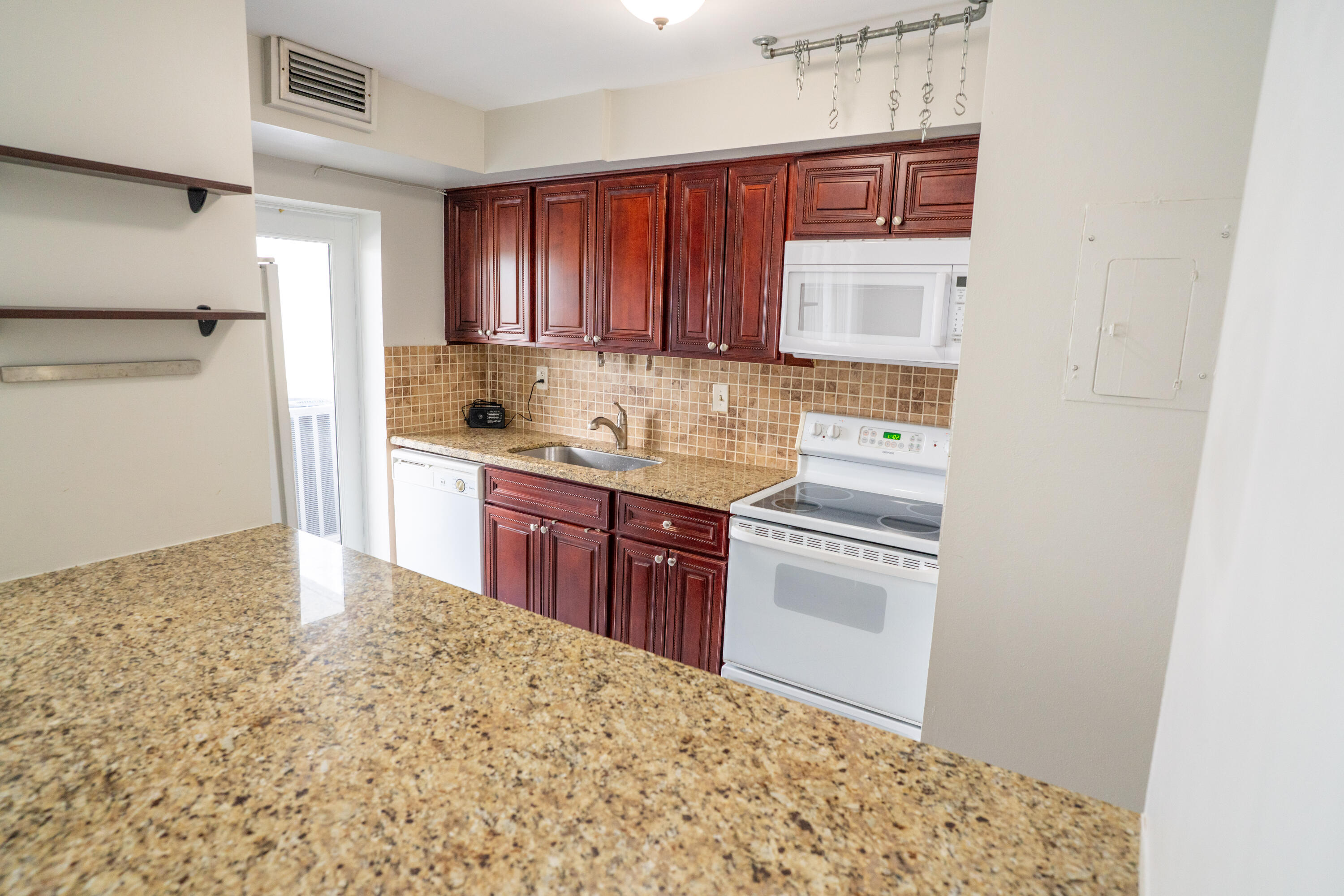 2701 N Ocean Boulevard 2b Property Photo 33