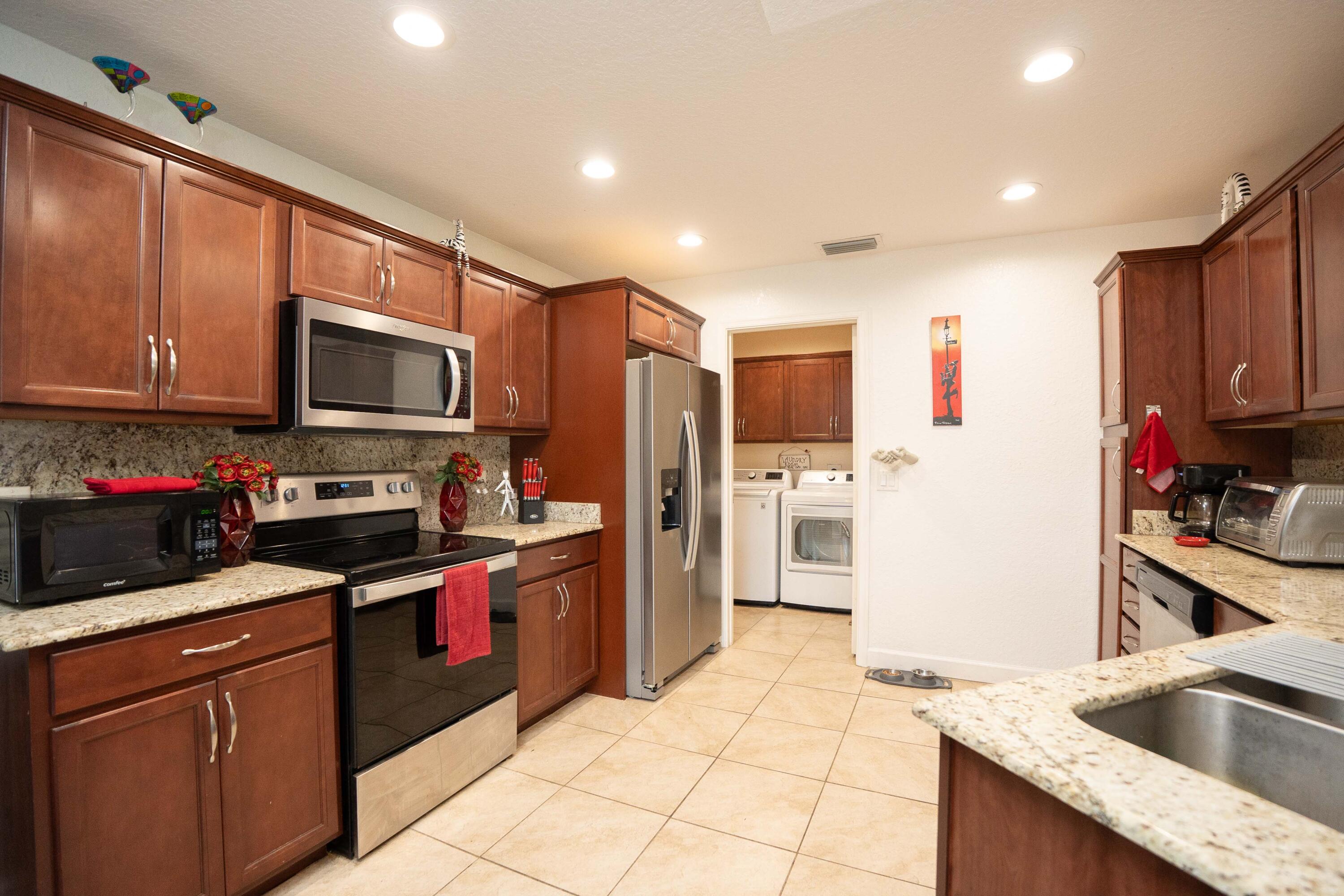 67 El Camino Real Property Photo 13
