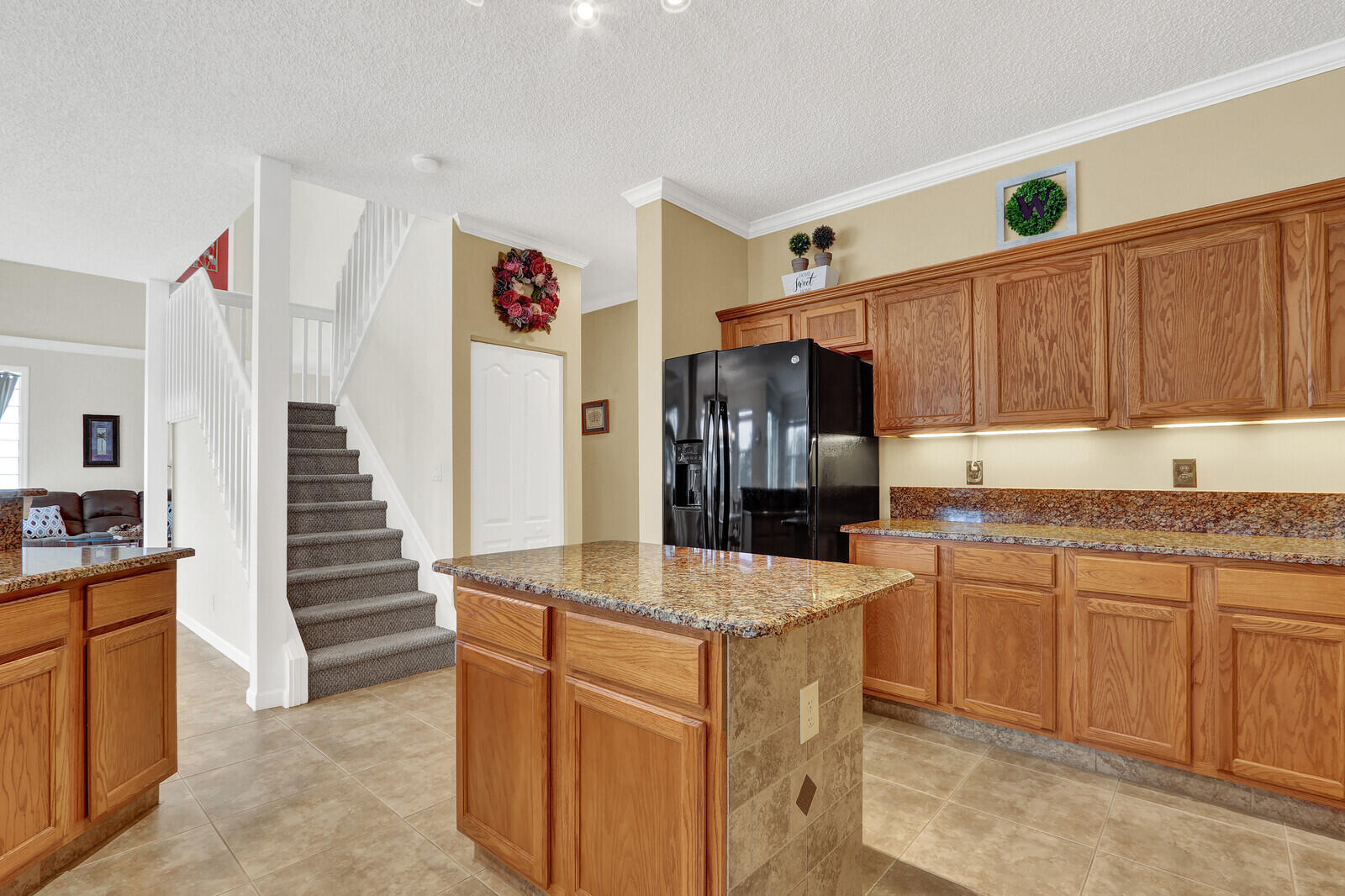 5690 Saddle Trail Lane Property Photo 15
