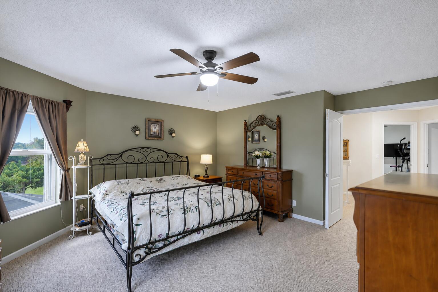 5690 Saddle Trail Lane Property Photo 18
