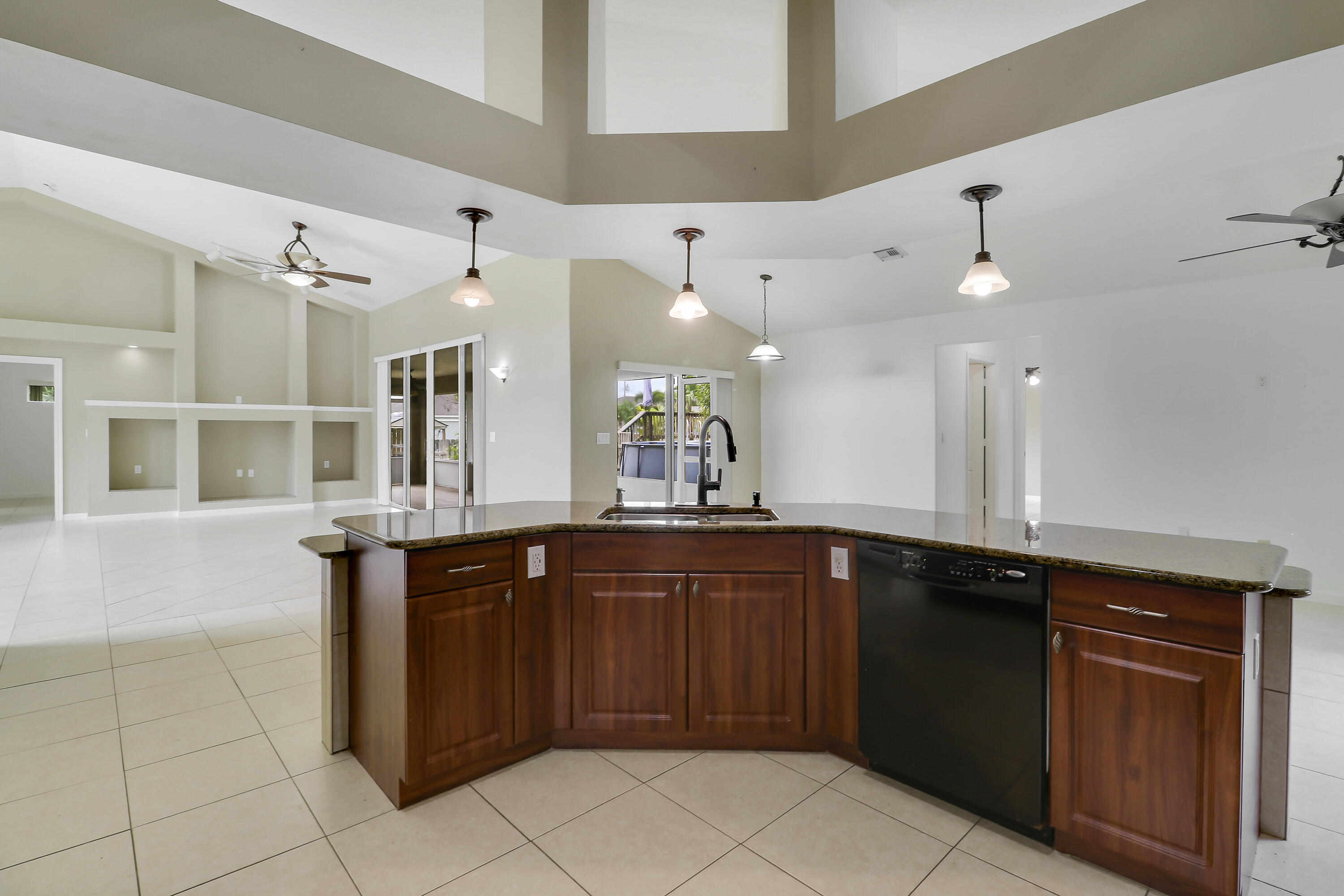1114 Sw Kalevala Drive Property Photo 12