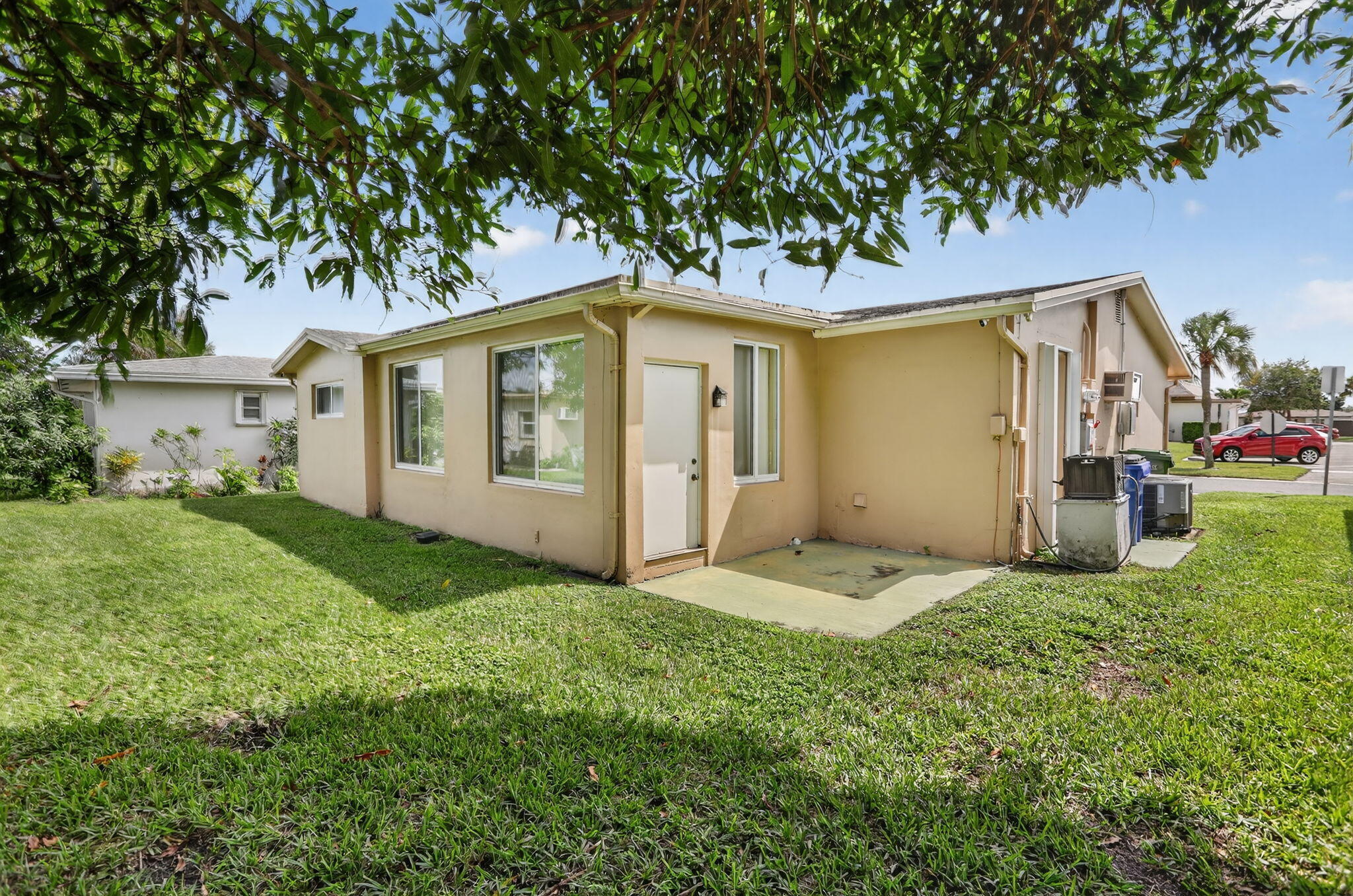 6945 Nw 14th Street Property Photo 23