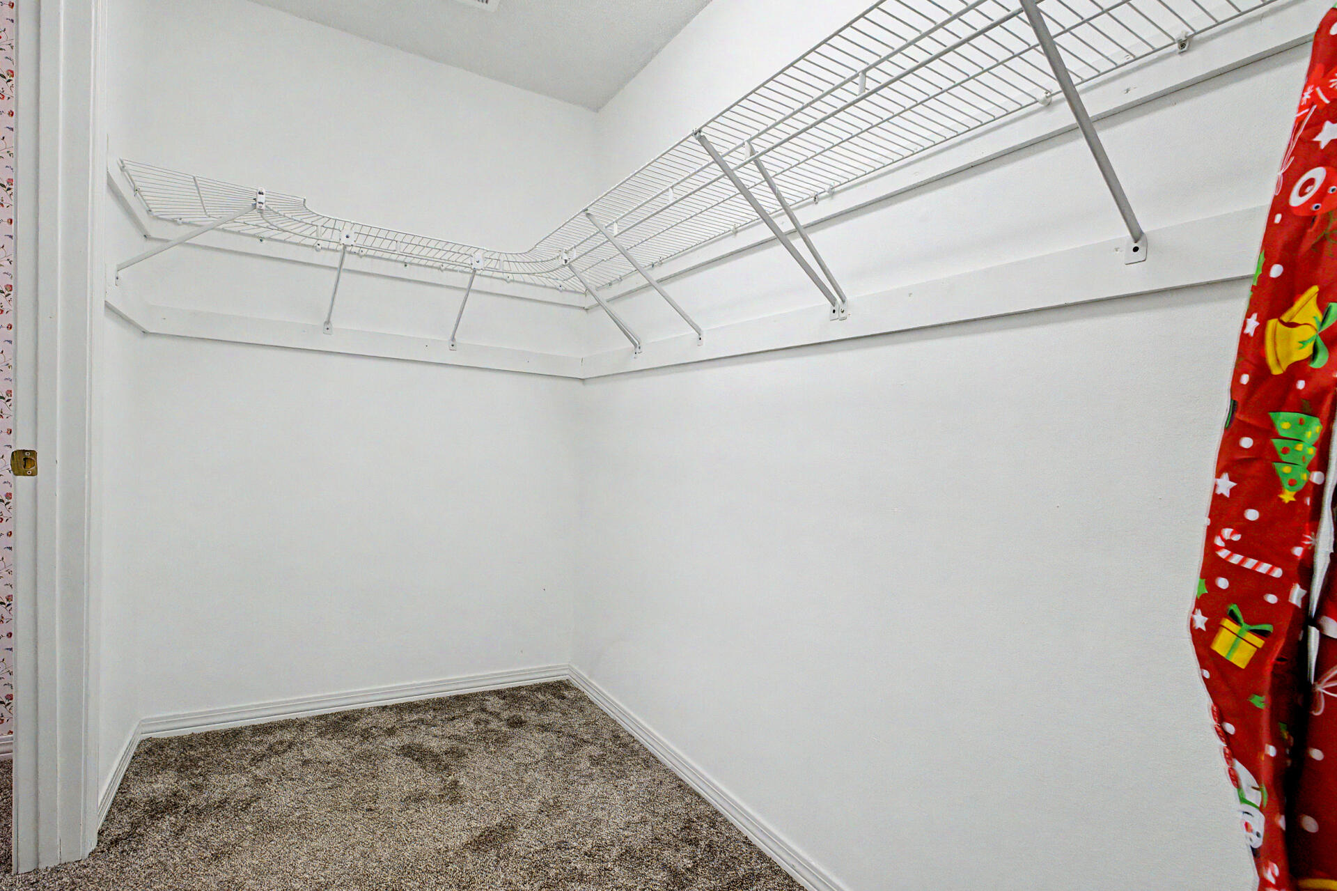 7327 Glidden Lane Property Photo 14