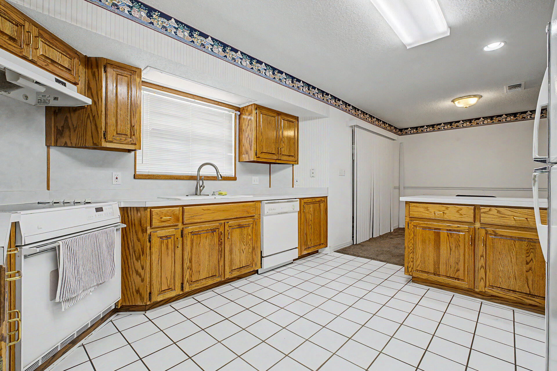 7327 Glidden Lane Property Photo 22