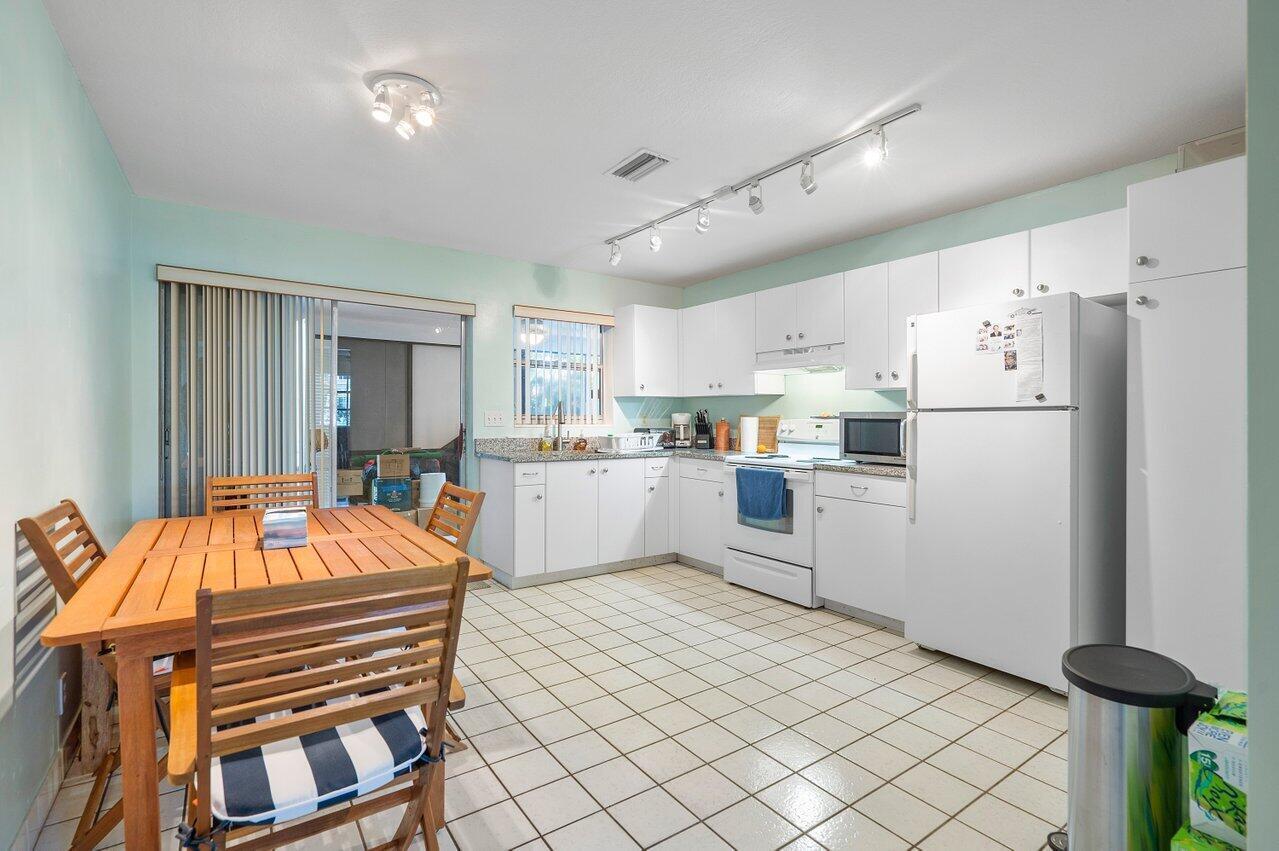 13 Sailfish Lane Property Photo 5