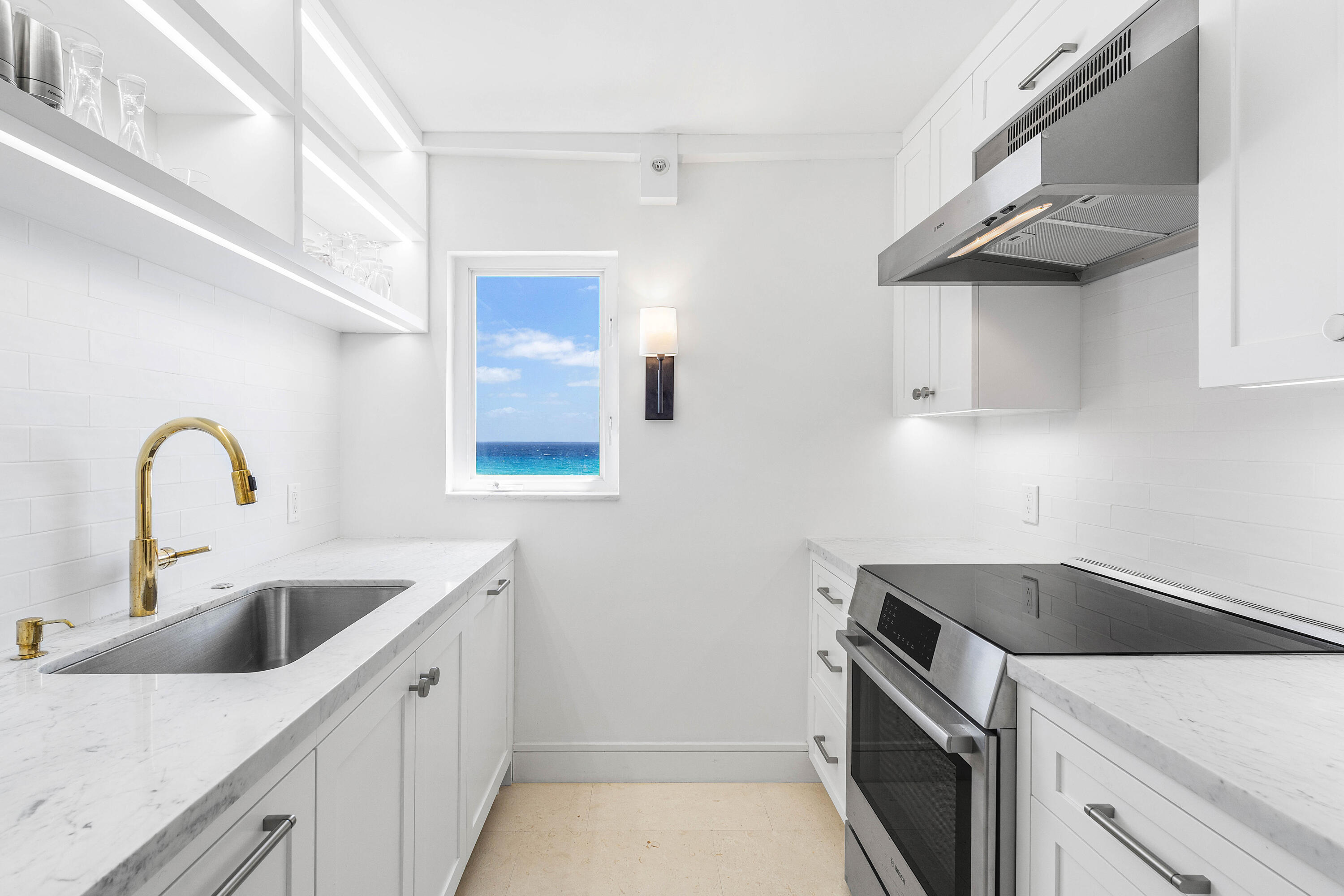 3301 S Ocean Boulevard 810 Property Photo 10
